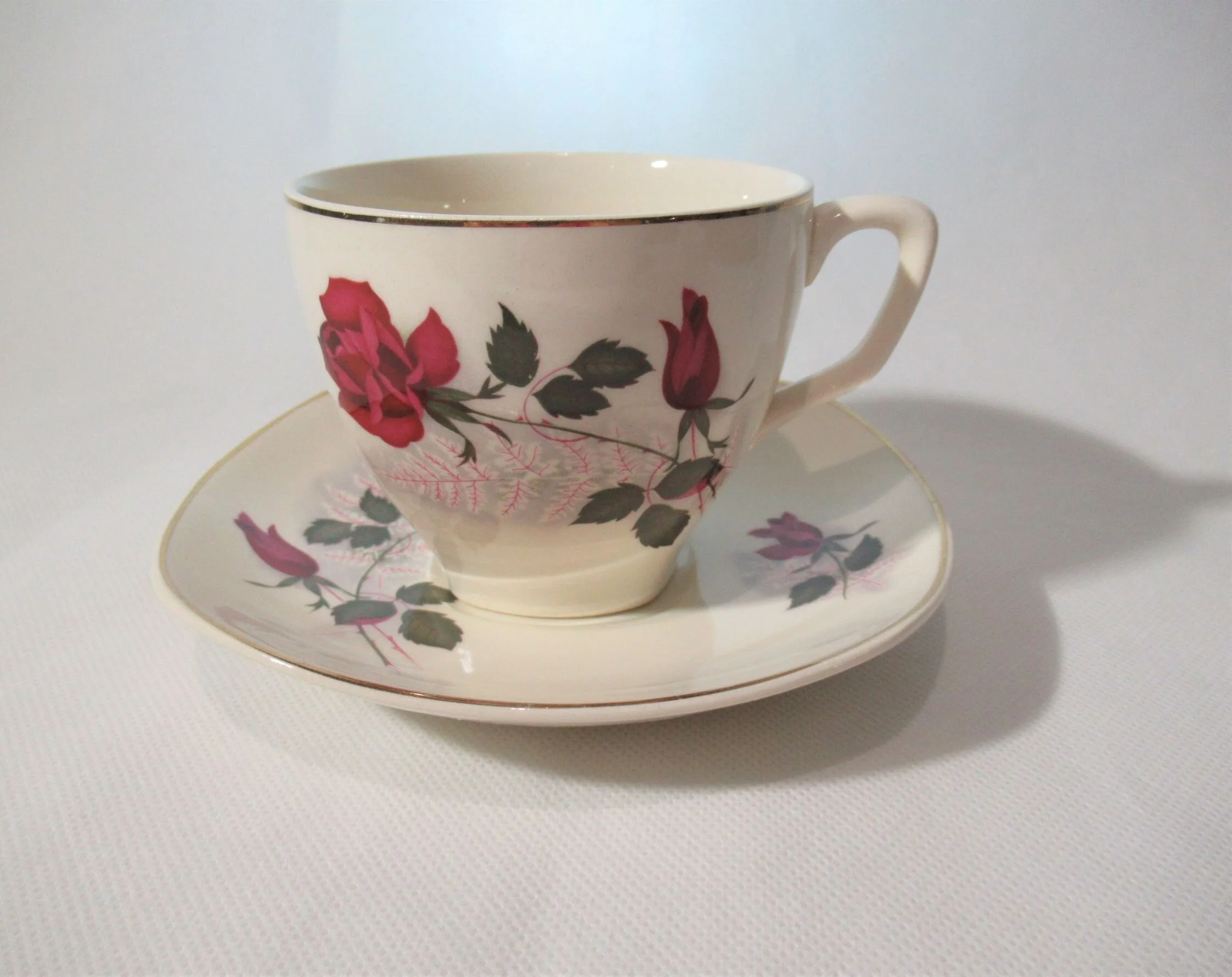 Rosies Vintage and Nik Naks Vintage Mid Century Modern Teacup and Saucer Set Johnson Bros Australia Sovereign Pottery.