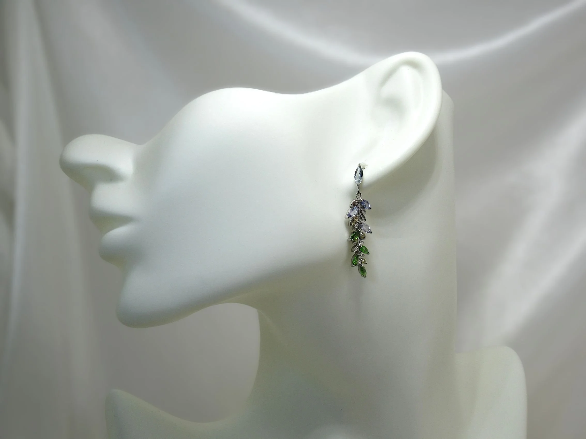 Rosies Vintage and Nik Naks 925 Sterling Silver Marquise Sky Blue Topaz, Tanzanite, Sapphire Natural Gemstone Drop Earrings