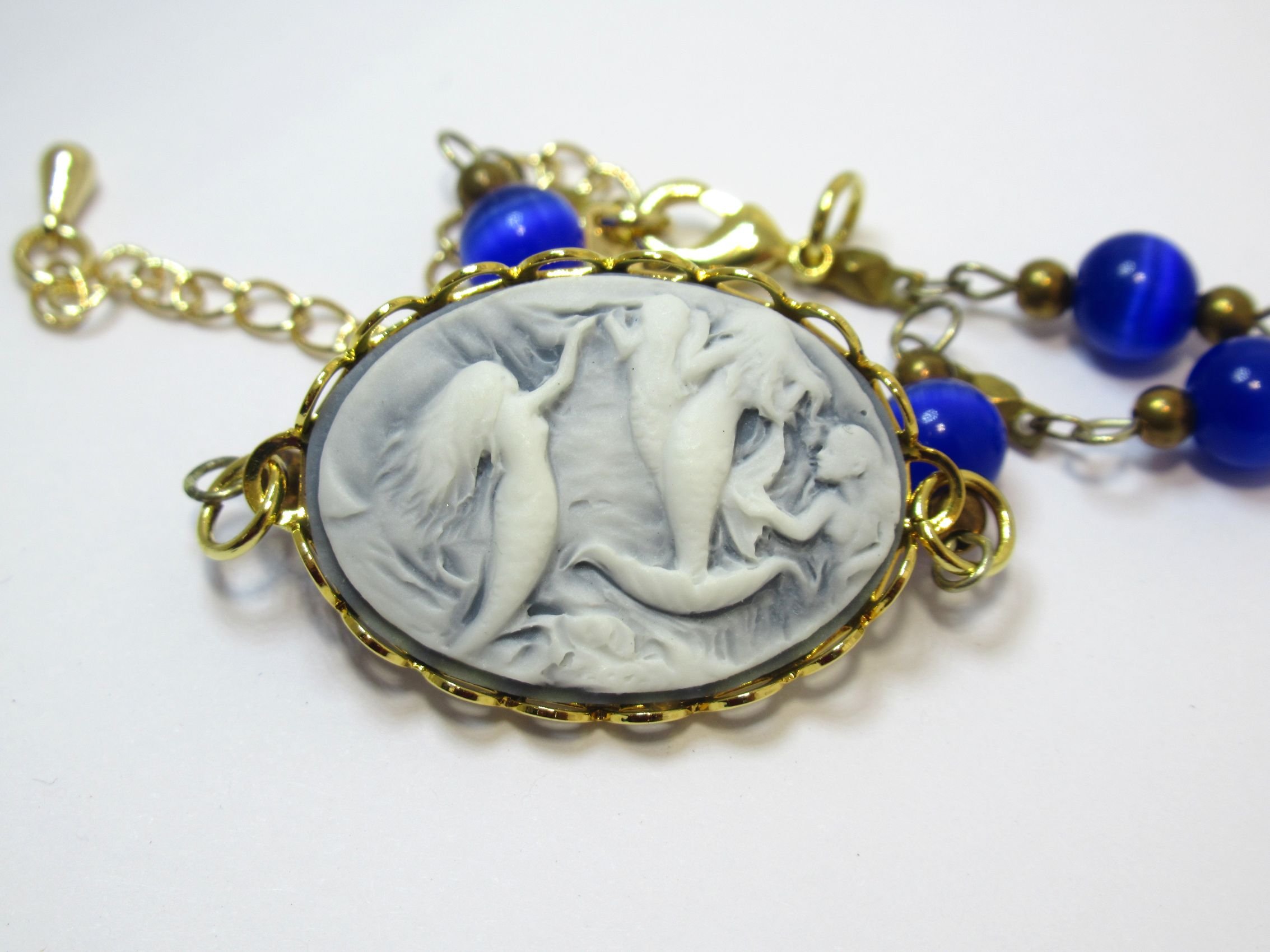 Rosies Vintage and Nik Naks Handcrafted Vintage Glass Bead Mermaid Sea Sirens Gold-Plated Adjustable Bracelet
