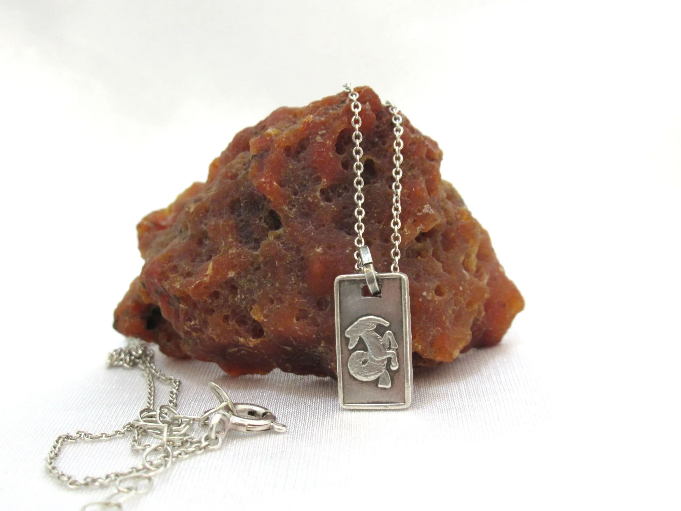 Rosies Vintage and Nik Naks Vintage 9998 Fine Silver Mini Ingot Charm Capricorn Zodiac Design Hallmarked.