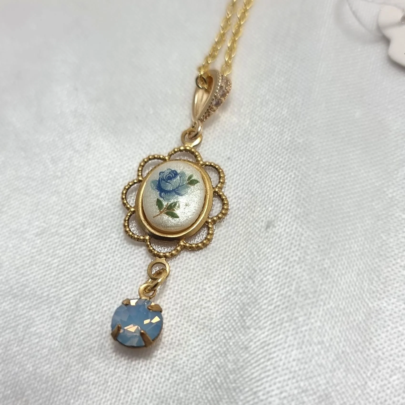 Handcrafted Vintage Blue Rose Crystal Drop Pendant Necklace | Gold Scalloped Edged Jewellery