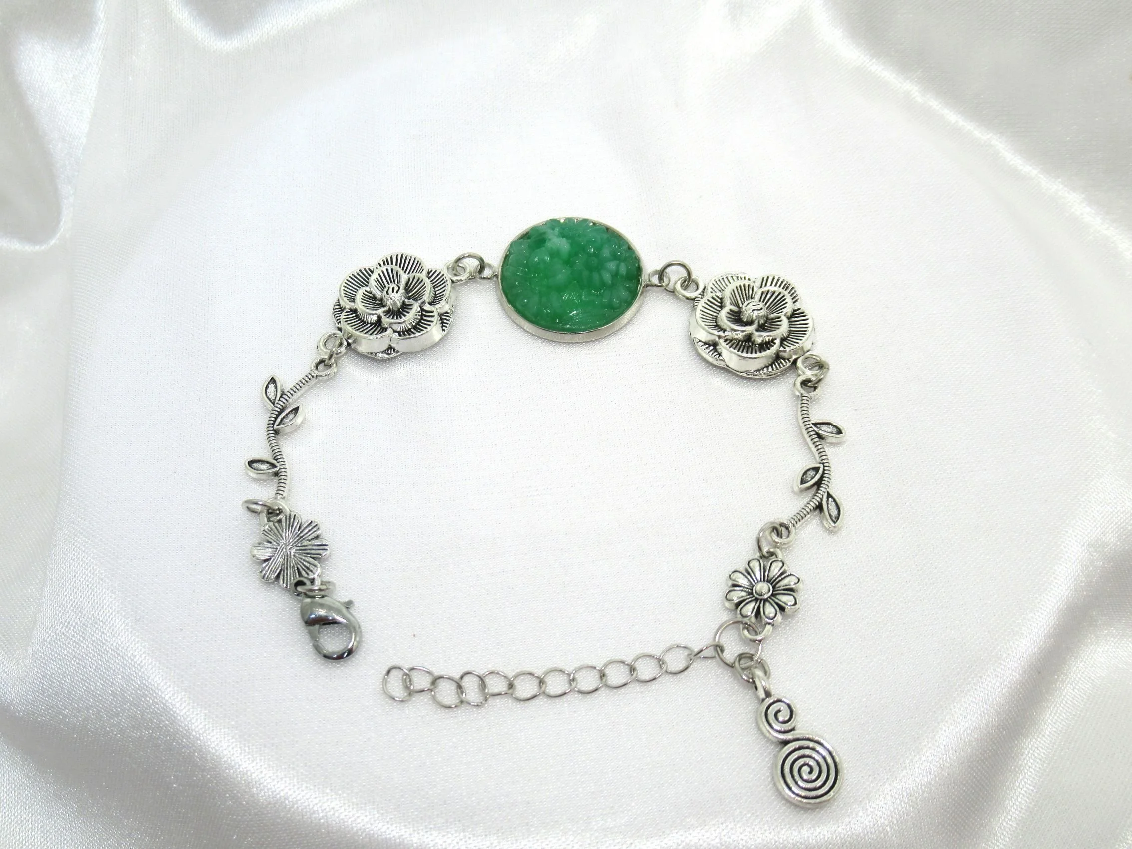 Handcrafted Jade Green Glass Cameo Infinity Silver Toned Adjustable Bracelet Old New