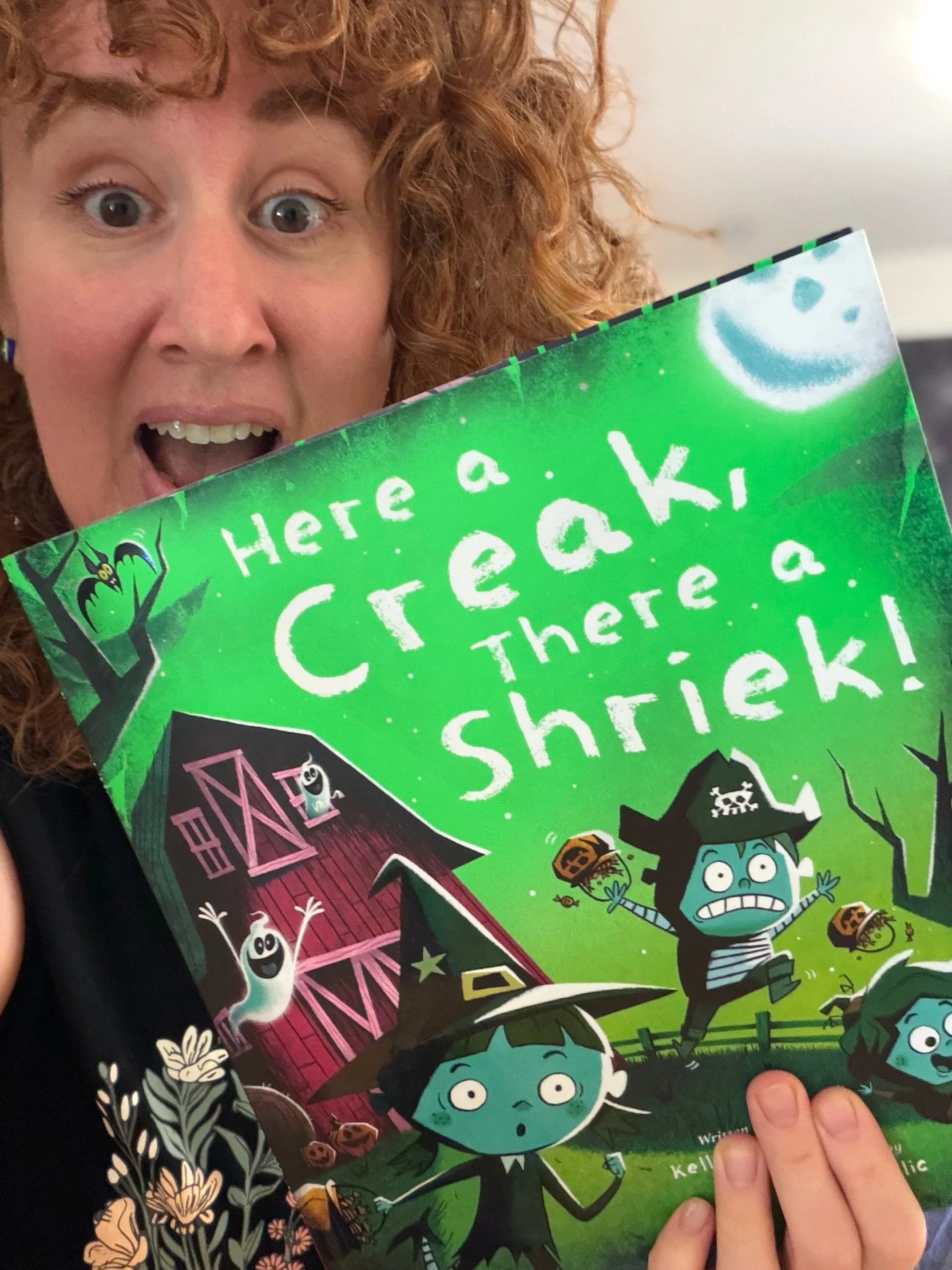 It's Halloween in July! 🎃

Yesterday, I received this delightful book mail: Here a Creak, There a Shriek, by (my Gemini sister!) @kellyconroybooks, and @nikolas.ilic .

From the amazing cover (that's also a poster!), to the perfect rhyme, and adorab