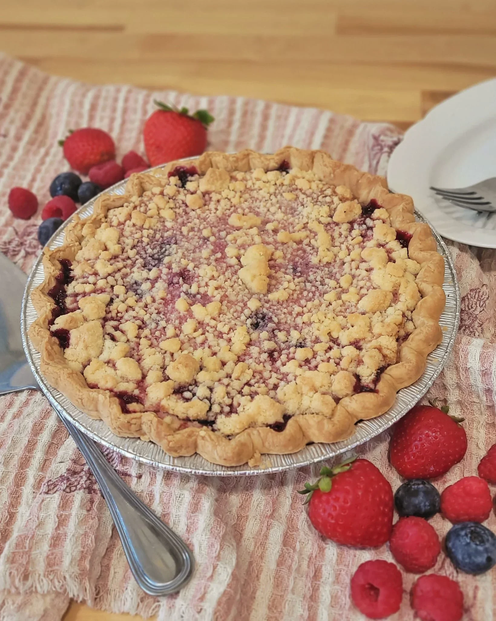 Deep Dish Mixed Berry Pie