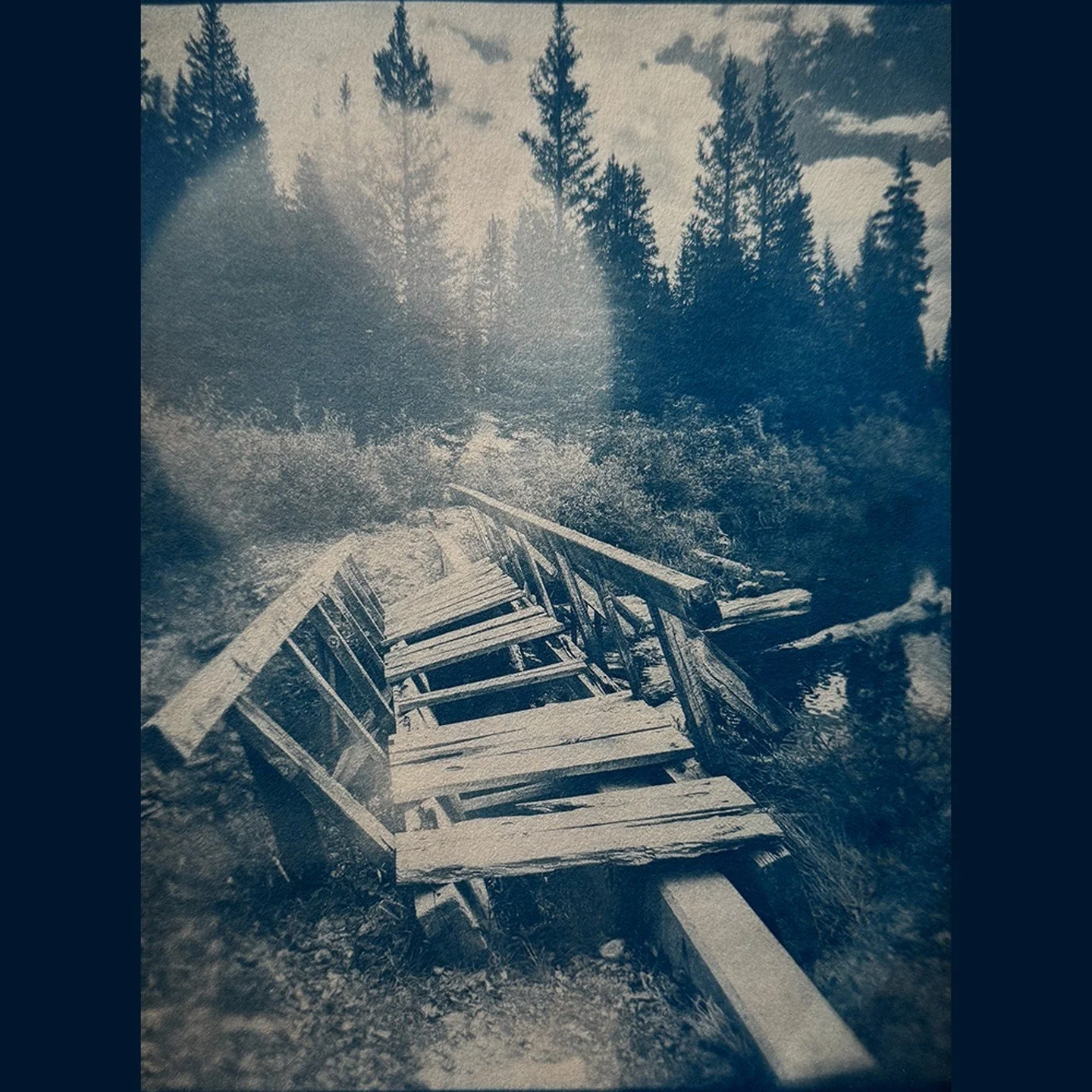 &ldquo;Light at the End of the Collapse&rdquo;
 at Alta Lakes, CO, USA

🦋 Cyanotype
of Original Photo
toned with Tea, 
on Arches Satine, 90gsm
featuring Round Sponge photogram

#cyanotype #cyanotypeart&nbsp;
#cyanotypie&nbsp;&nbsp;#cianotipia&nbsp;#