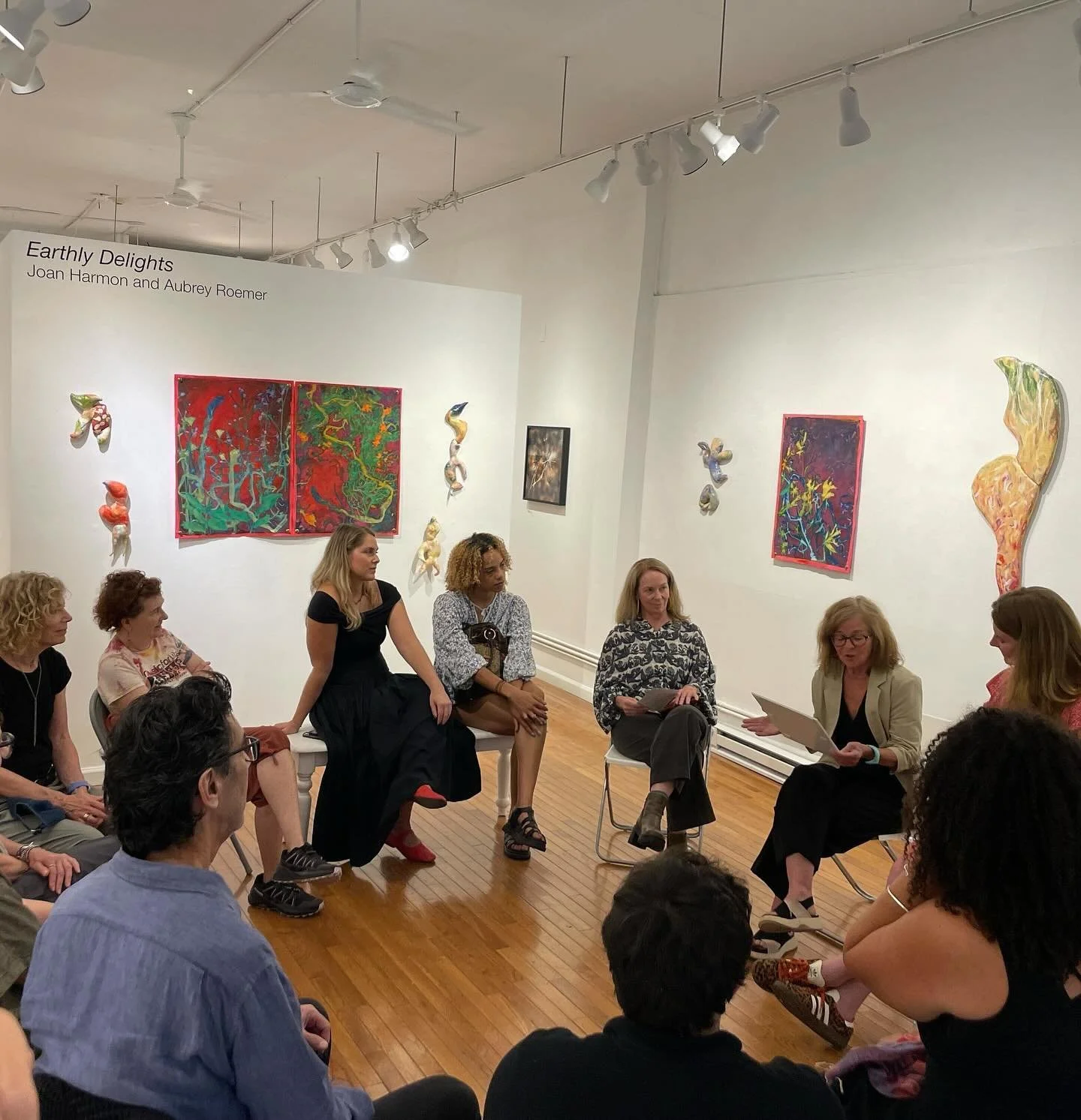 Come in this weekend to see our current exhibitions, engaging and thoughtful shows, that are sure to inspire you!! 🧡

Gallery One: 𝙀𝙖𝙧𝙩𝙝𝙡𝙮 𝘿𝙚𝙡𝙞𝙜𝙝𝙩𝙨, Joan Harmon and Aubrey Roemer

Gallery Two: 𝙂𝙧𝙖𝙙𝙪𝙖𝙡𝙡𝙮, 𝙏𝙝𝙚𝙣 𝙎𝙪𝙙𝙙𝙚𝙣