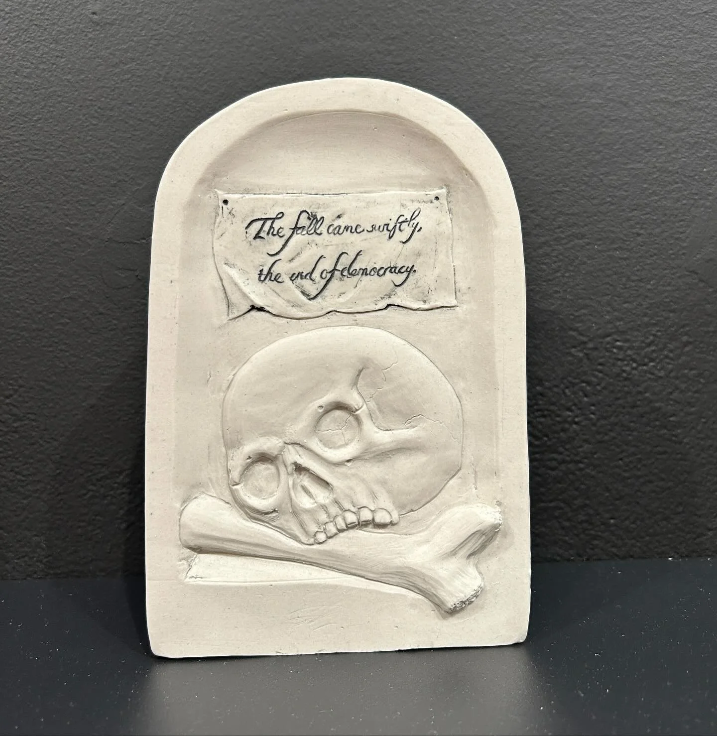 What a perfect day to see Eileen Sackman&rsquo;s 𝙈𝙞𝙙𝙣𝙞𝙜𝙝𝙩 𝙍𝙞𝙙𝙚! 

𝙈𝙞𝙙𝙣𝙞𝙜𝙝𝙩 𝙍𝙞𝙙𝙚
Midnight Ride is a contemplative ceramic exhibition exploring our nation&rsquo;s mortality. Each hand-carved vessel incorporates memento mori moti