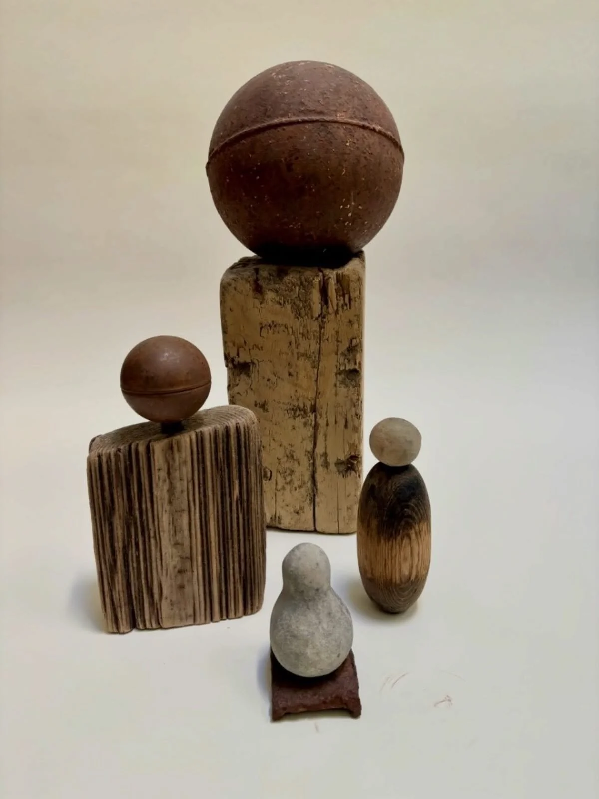 Stillness Speaks an exhibition by Soli Pierce, honors stillness as a way of navigating uncertainty and reawakening vitality and possibility. The installation invites a reverence in which light operates 
as both medium and metaphor, in which Pierce op