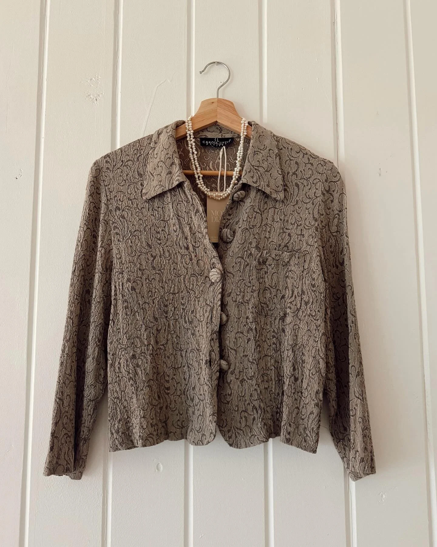 Shacket season is here ✨ Link in bio to shop fall transitional wardrobe essentials 🍁☕️
