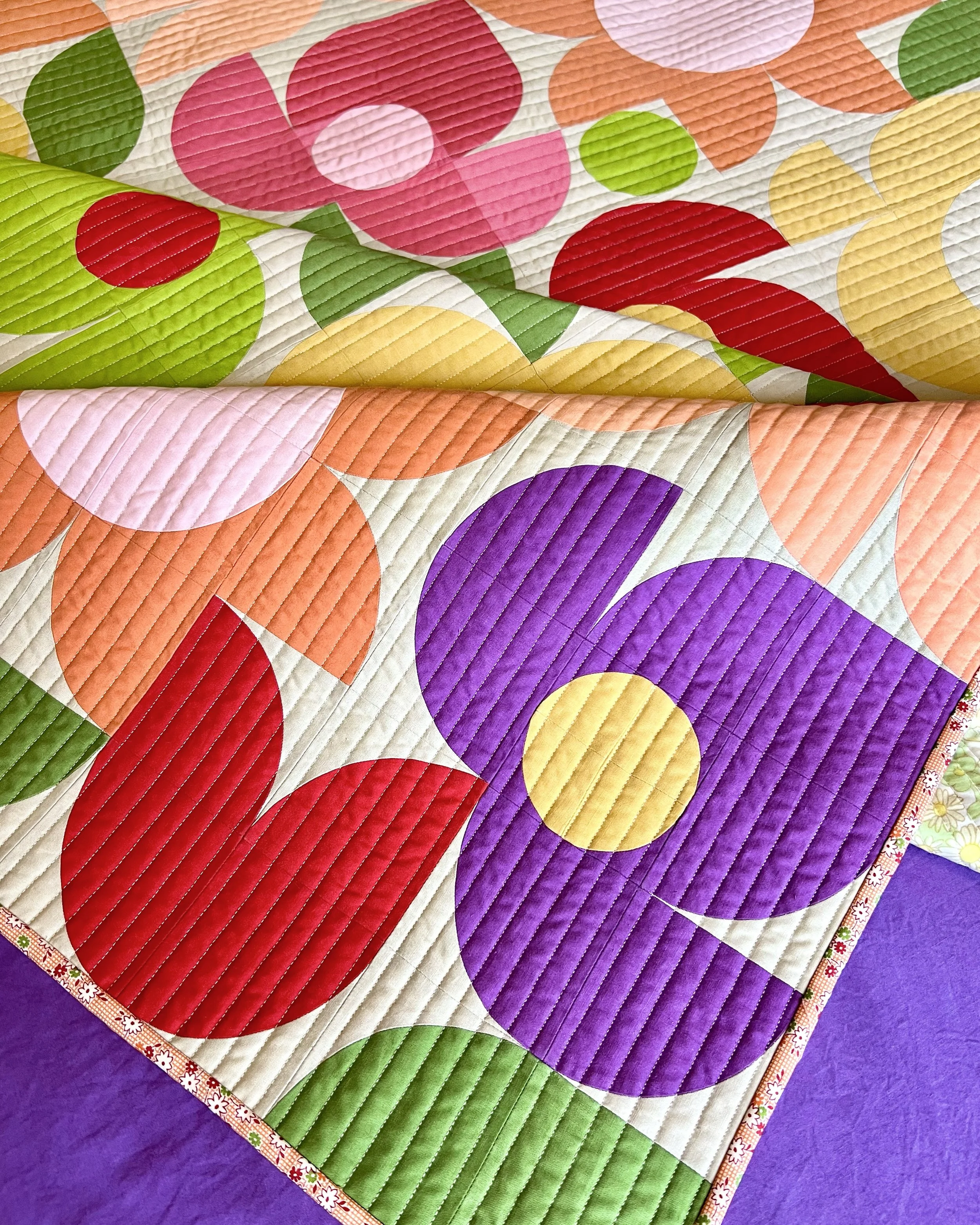 4 of 9 Bloomin Lot quilting ©TG2025.jpg