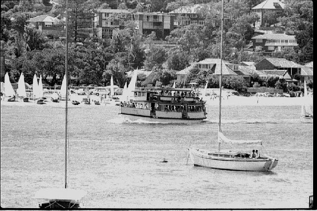 Radar in 1970! We're loving all these old photos, what lives our beautiful little ferries have lead.
.
.
.
.
.
.
#rosman #rosmanferries #rosmancruises #SYD
#australia #sydney #travel #travelherethisyear #cruise
#harbourcruise #sydneyharbour #travelin