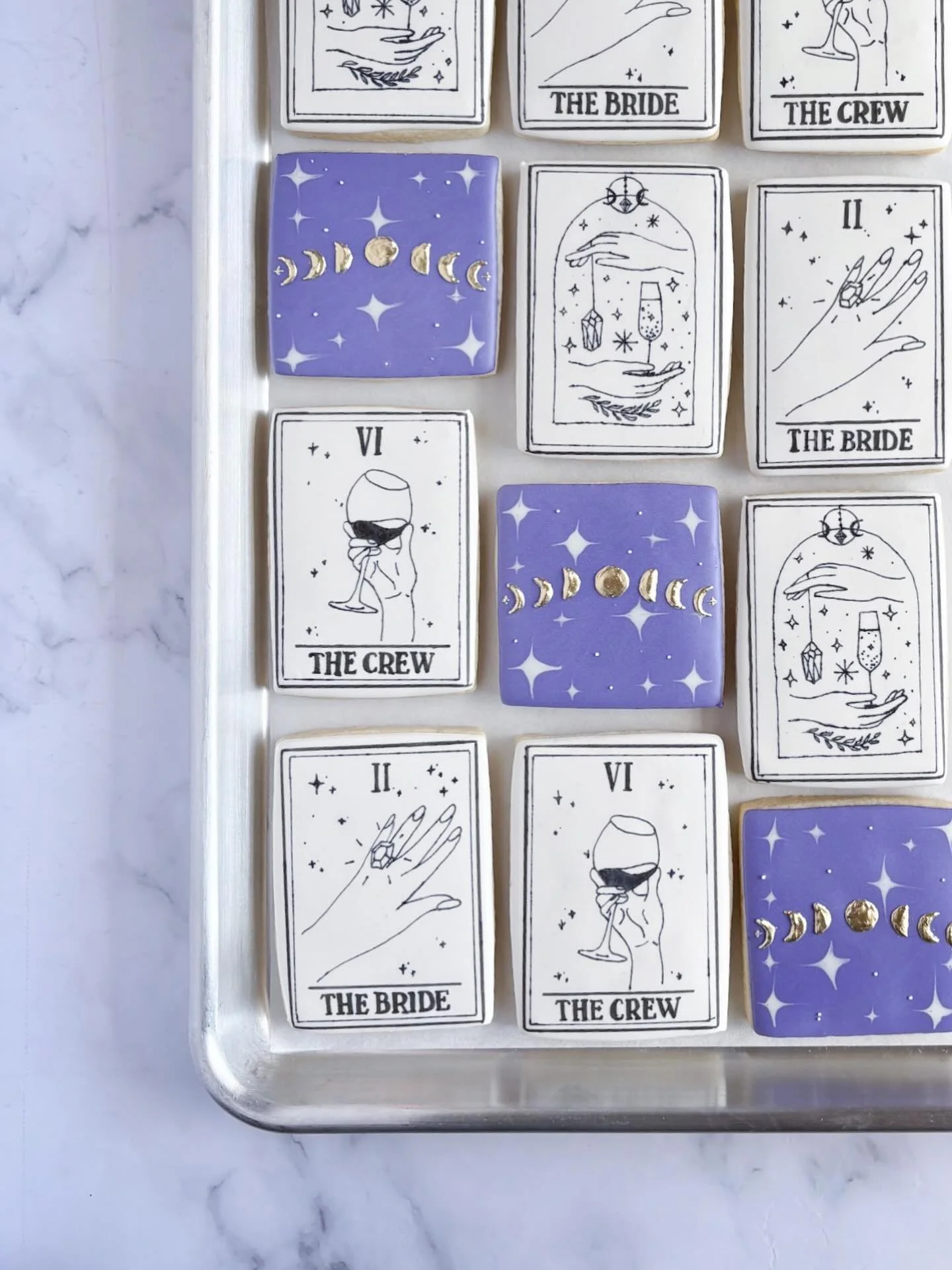 🔮 𝘛𝘢𝘳𝘰𝘵 𝘉𝘢𝘤𝘩𝘦𝘭𝘰𝘳𝘦𝘵𝘵𝘦 𝘤𝘰𝘰𝘬𝘪𝘦𝘴! 🔮

.
.
.
.
.
.
.
.
.
#decoratedcookies #sugarcookies #bachelorettecookies #tarotcookies #dmvfoodie #dmvcookies #cookiesofarlington #arlingtonva #rosasbakingco #supportsmallbusiness