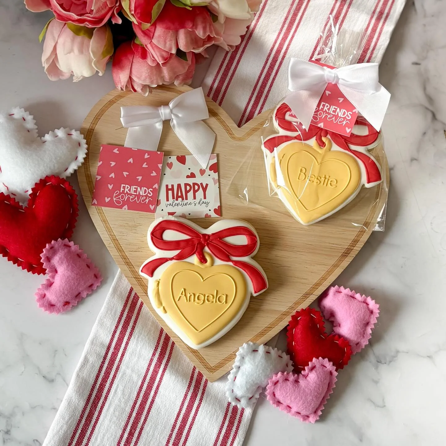 💕 𝐕𝐚𝐥𝐞𝐧𝐭𝐢𝐧𝐞&rsquo;𝐬 𝐃𝐚𝐲 𝐜𝐨𝐨𝐤𝐢𝐞𝐬 💕 

Cookies are available for ordering on our website! 
Pick up on Friday 2/13 from 4pm-8pm.