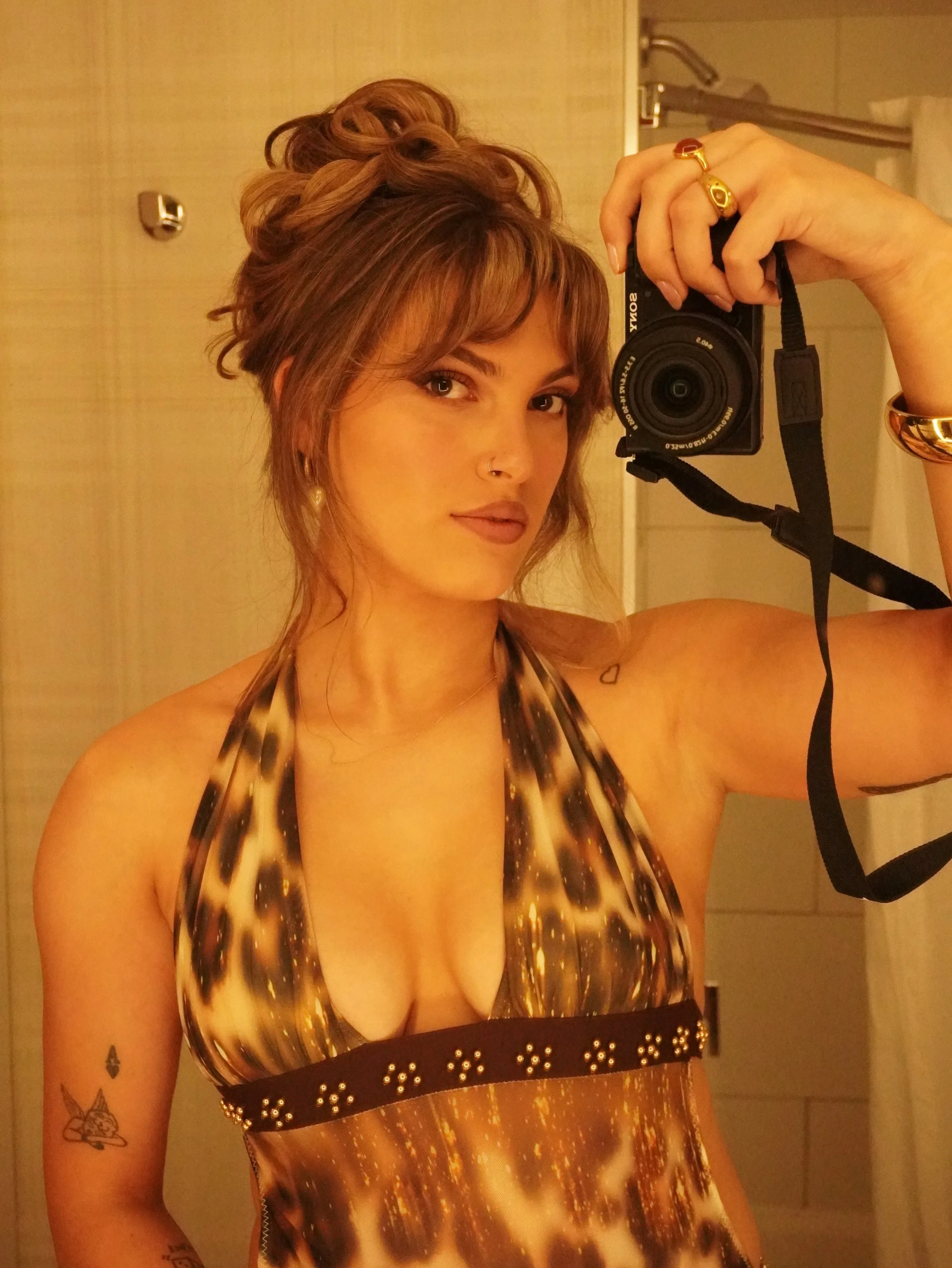 meowww 🐆🍒