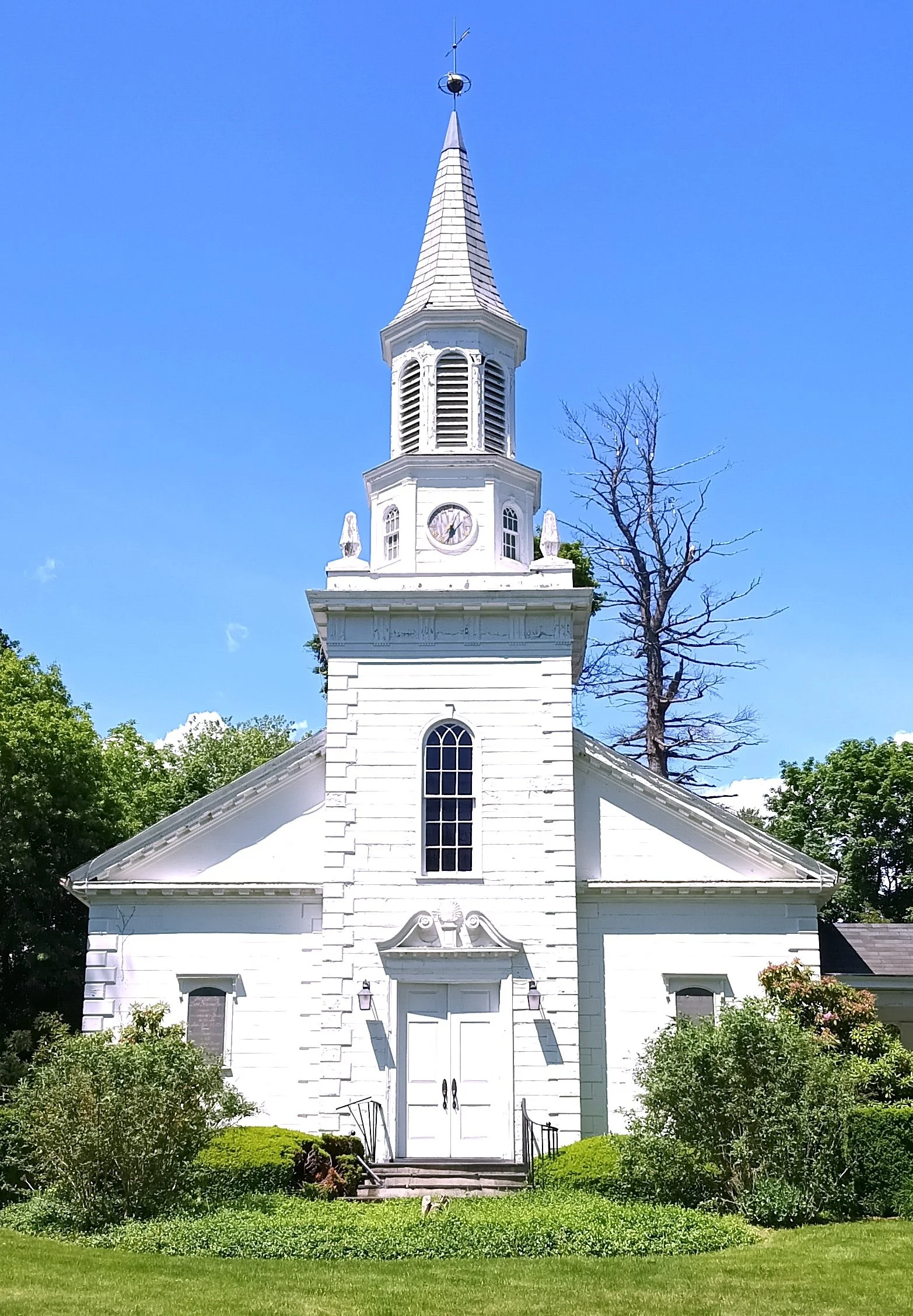 church exterior 20260602_141710b.jpg