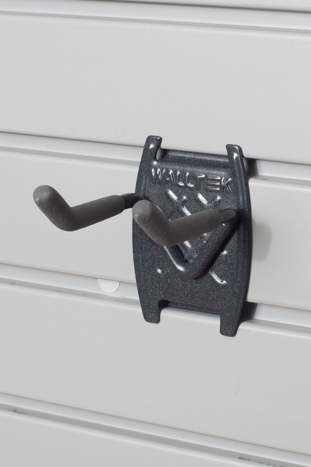 DH04-Short-Double-Hook-Walltek-vertical.jpg