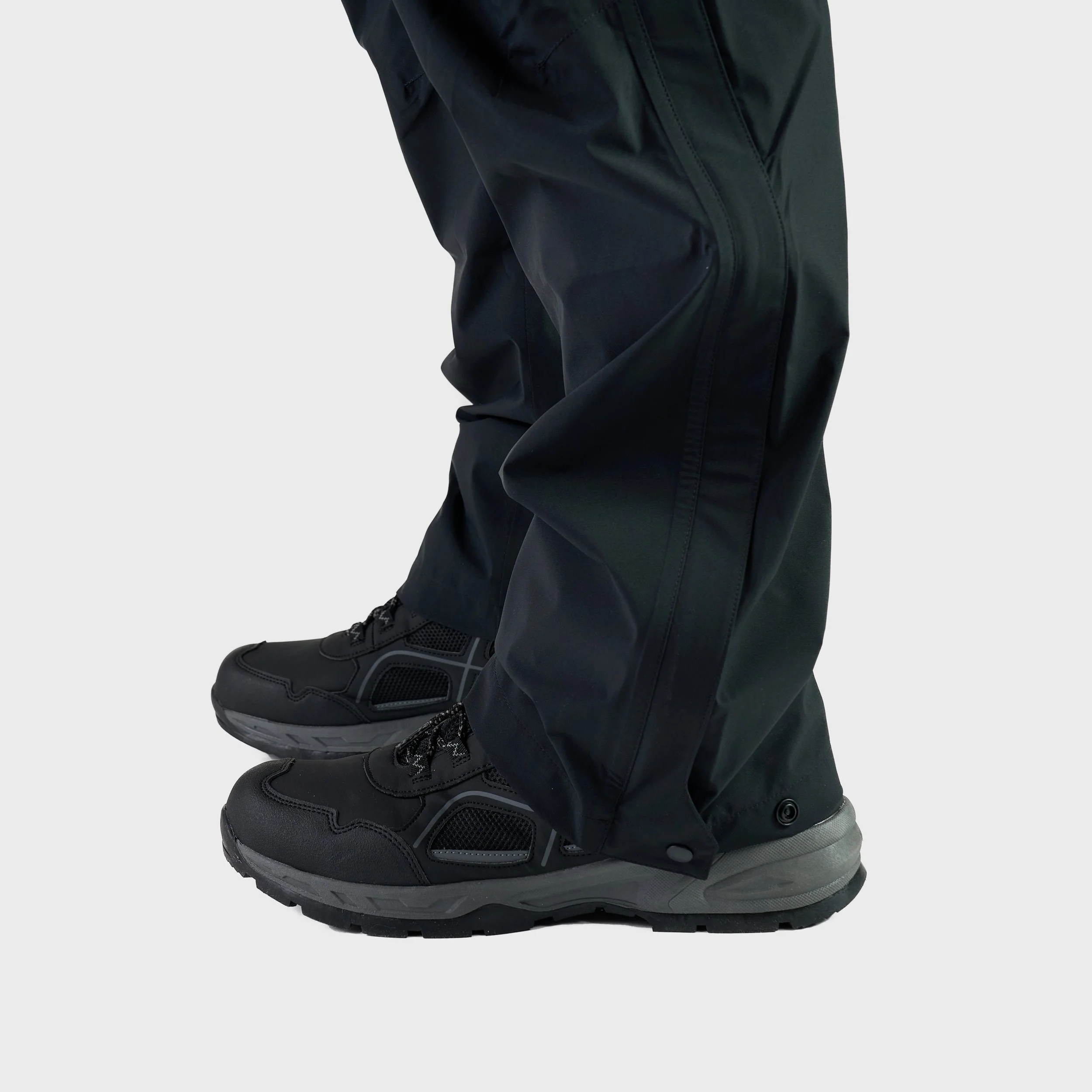 Vampire June 2025 074 (Nat Rosa) REBECCA7491.jpg