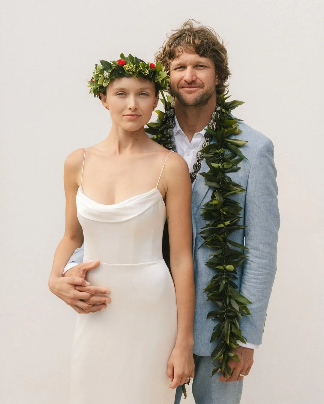 From Hawaii 🌺 to Portugal 🇵🇹 @baileyspry &amp; @degeoconnell had the most beautiful and intimate wedding. 

Thank you for choosing me as your wedding photographer. Aloha 

Wedding Providers:
Venue: @quintadabichinha 
Photography: @gustavosimoespho