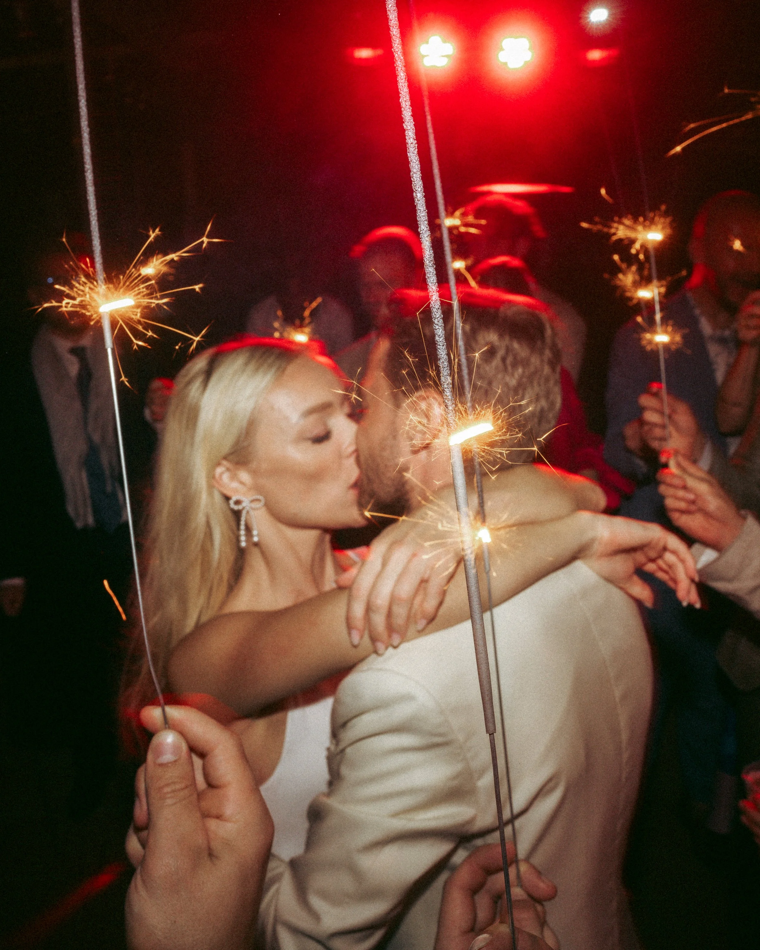 villa-lena-wedding-party-sparklers-tuscany-italy.jpg