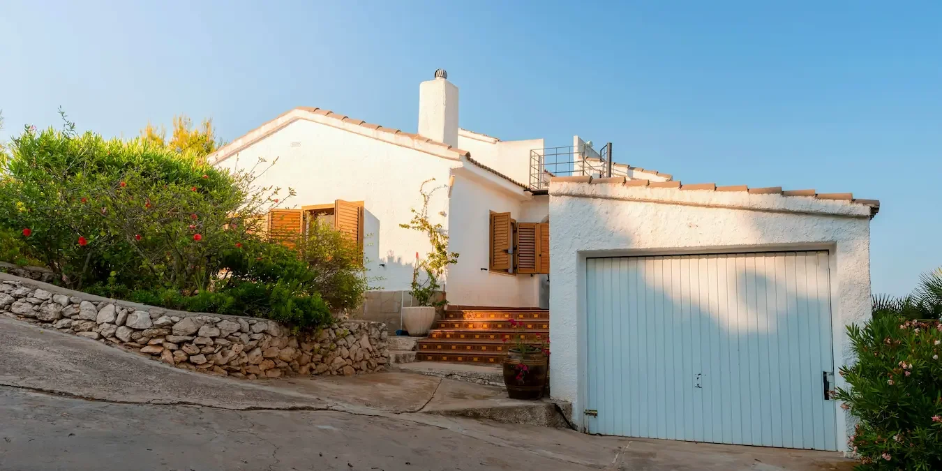 Breizas Cottage – mediterranes Ferienhaus mit privater Zufahrt und Garten