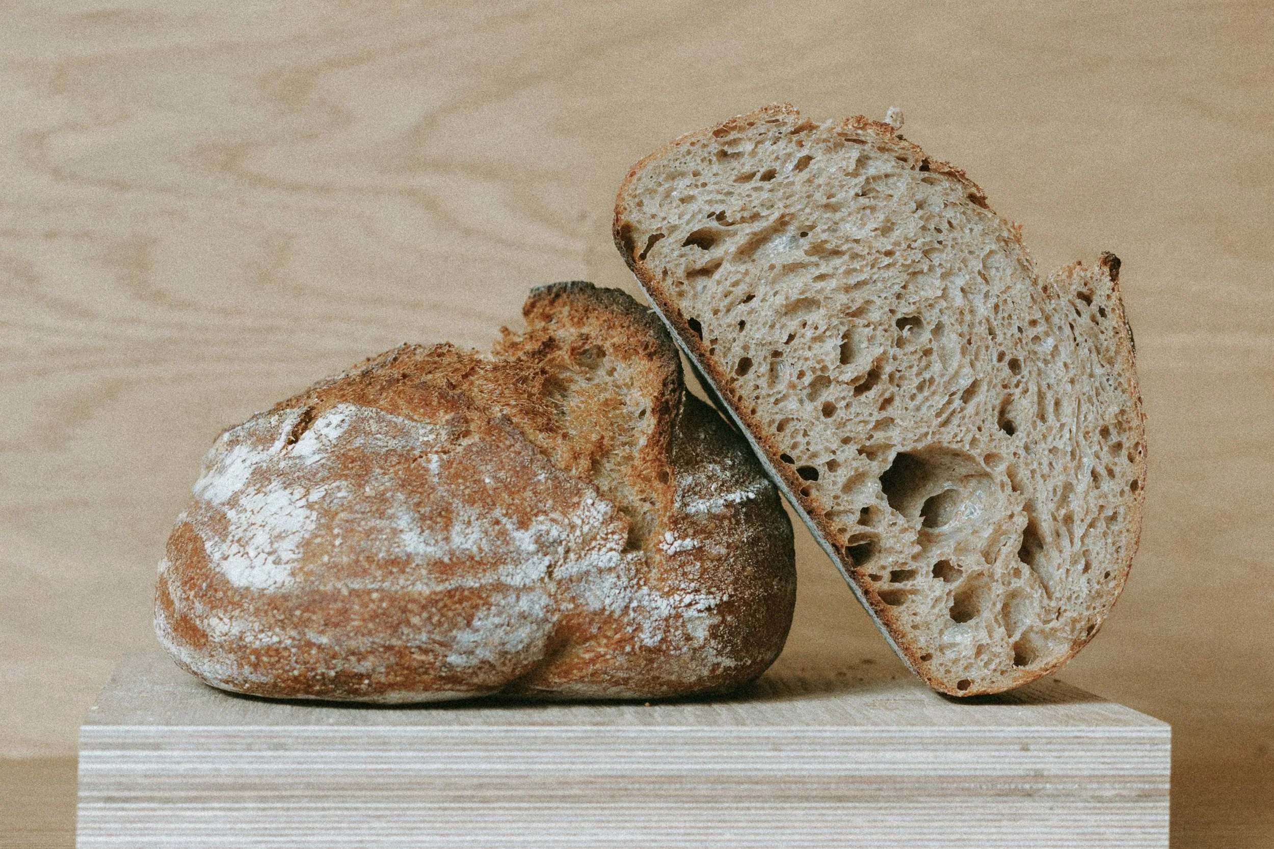 KURO Organic Wholemeal Sourdough - 1KG Loaf .jpeg