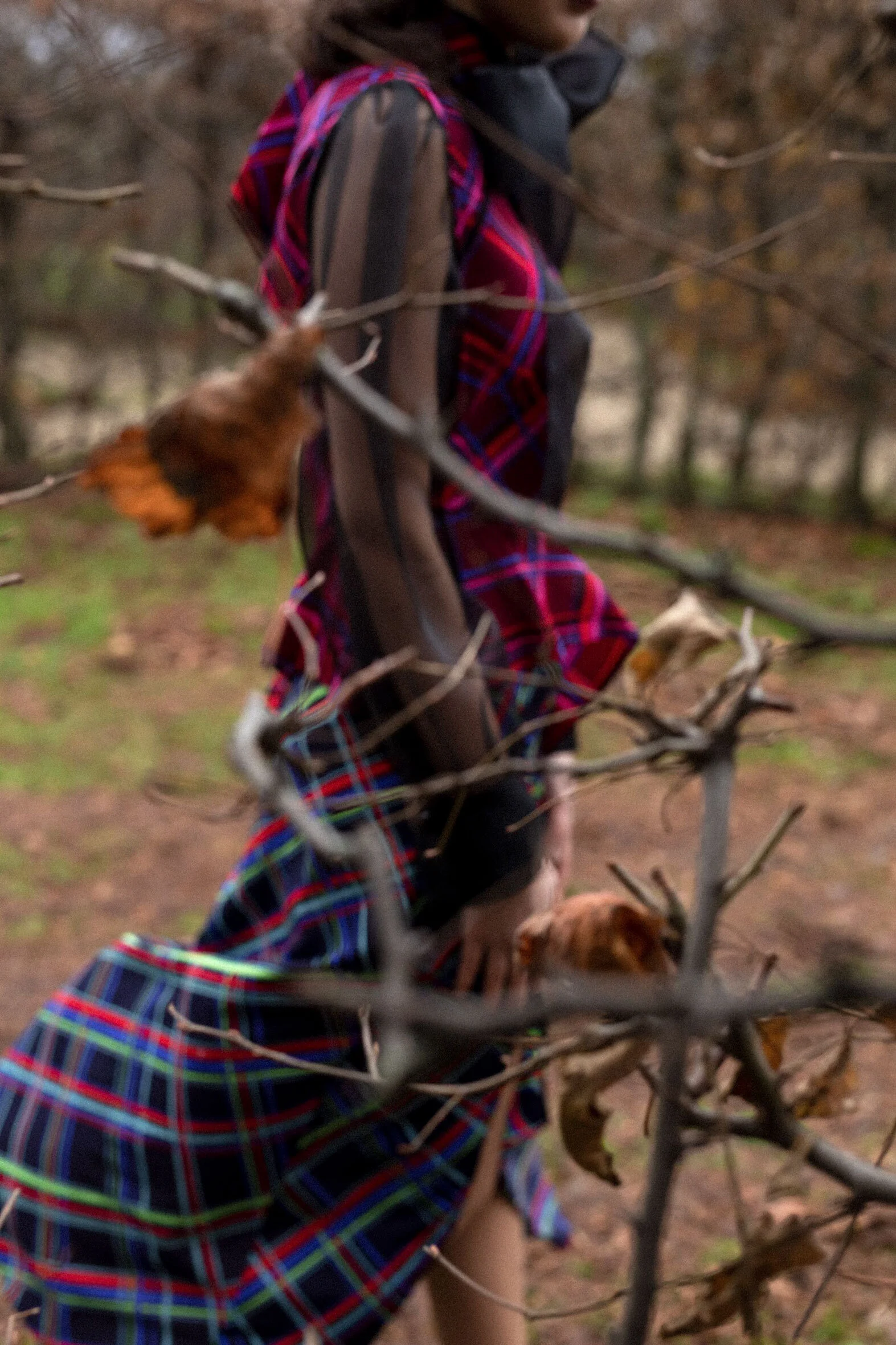 05_Gothic-Plaid_Cronan-Creagh_Film Fashion Editoral Photography_.jpg.jpg