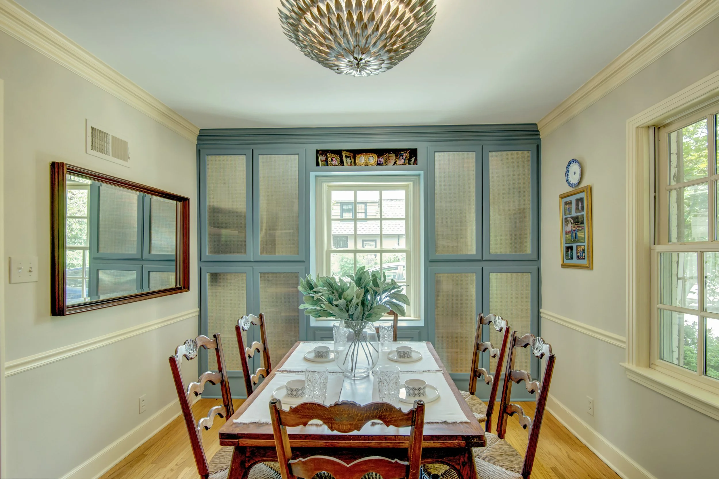 dining room 10.jpg