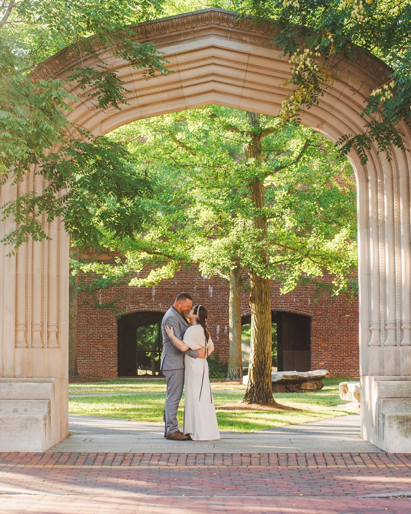 I always fall in love with people who are in love &hearts;️ #salem