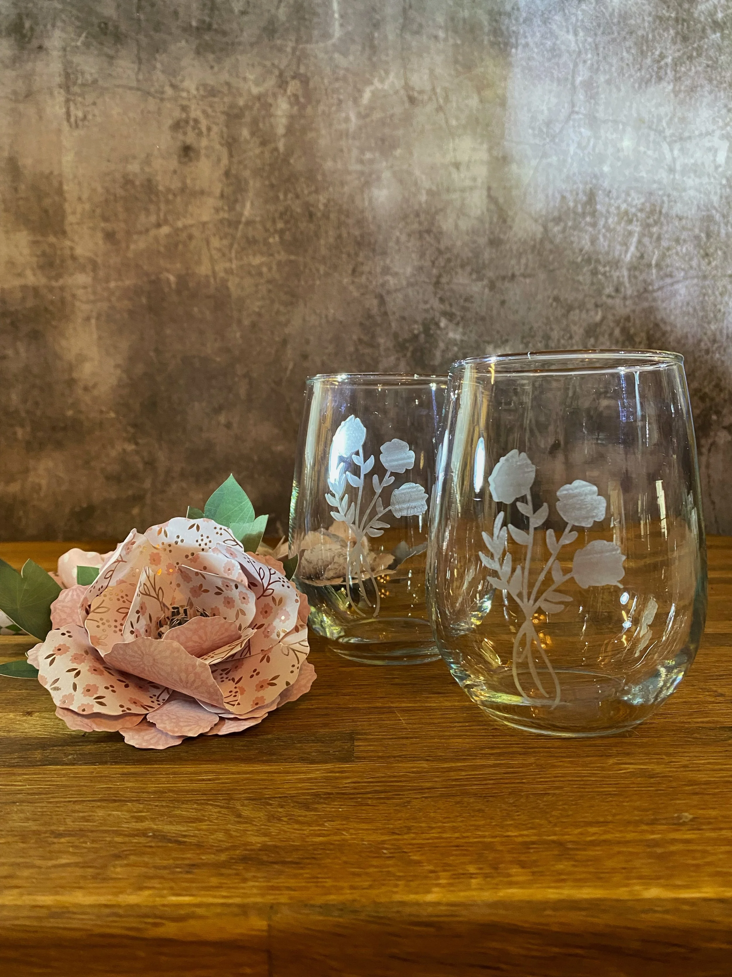 GLE-2803-01X Wine Glass, Flower Bouquet 001.JPG