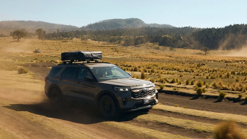 FORD_Still 111.jpg