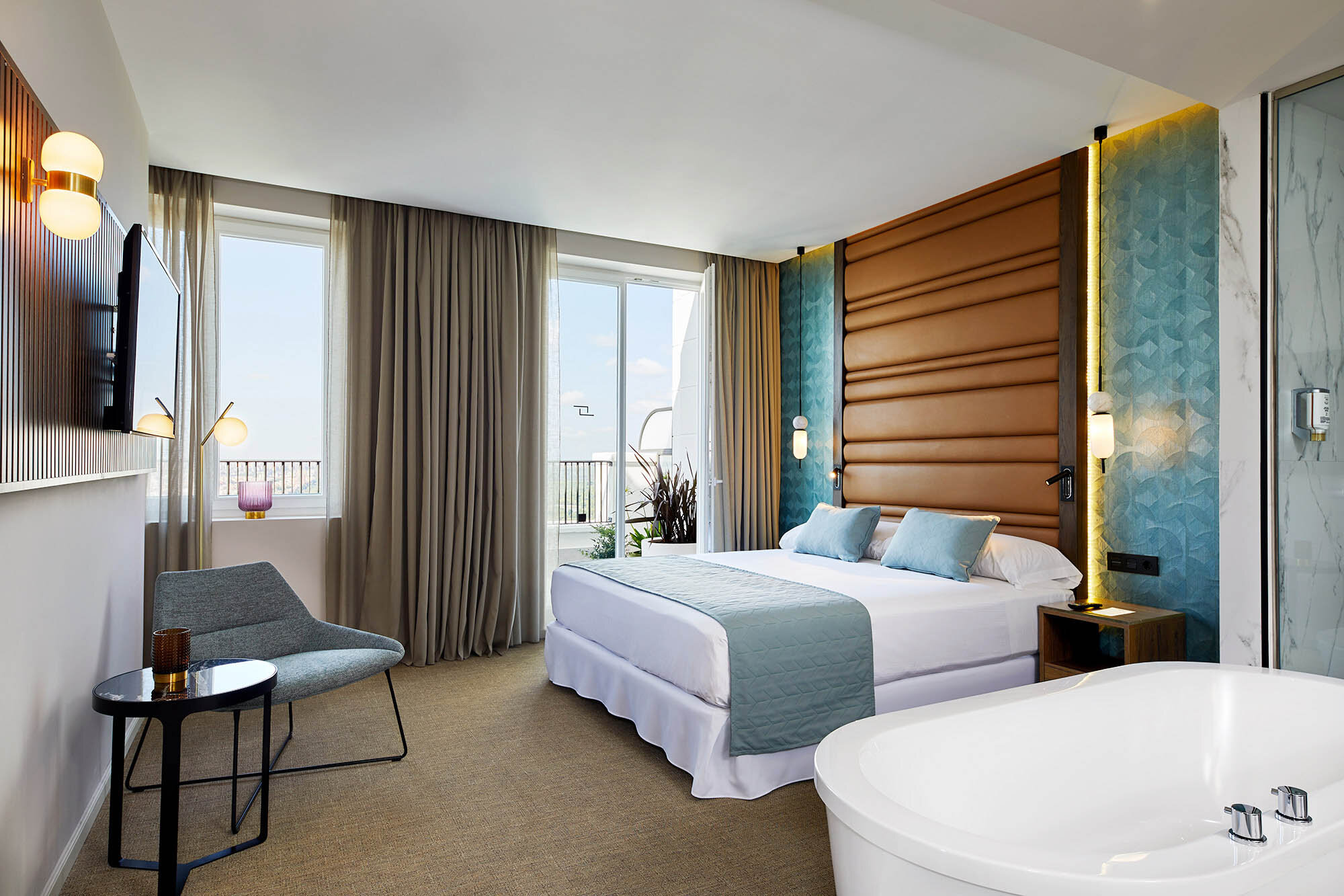 RIU_PLAZA_ESPANA_PRESIDENTIAL_SUITE_2028_COMP.jpg