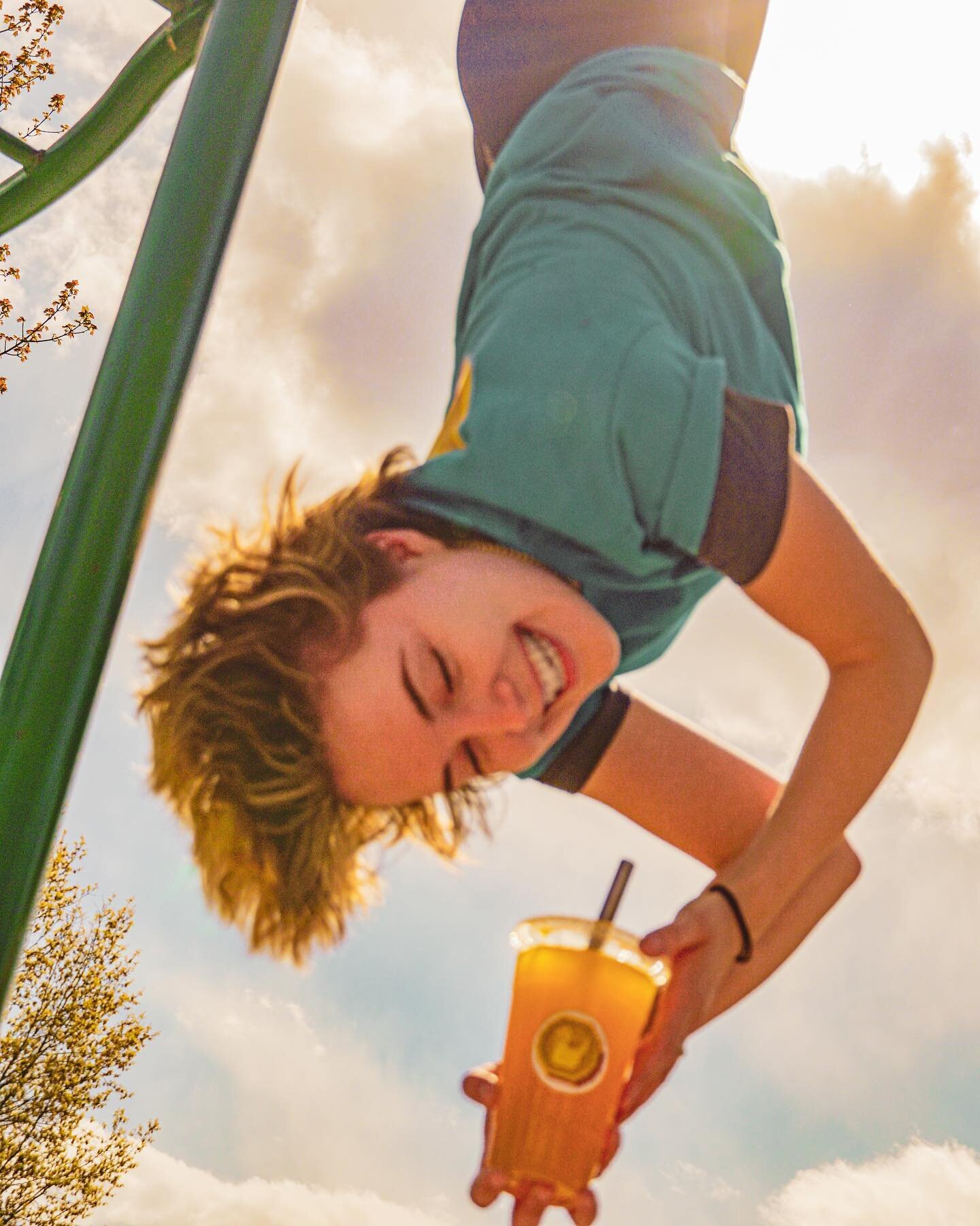 How&rsquo;s it hangin?
.
Our Passion Fruit Smoothie is packed with flavor, and has that authentic passion fruit flavor we all know and love! Perfect on hot, summer days 🥵 
.
#passionfruitsmoothie #smoothie #refreshingsmoothie #tastysmoothie #smoothi