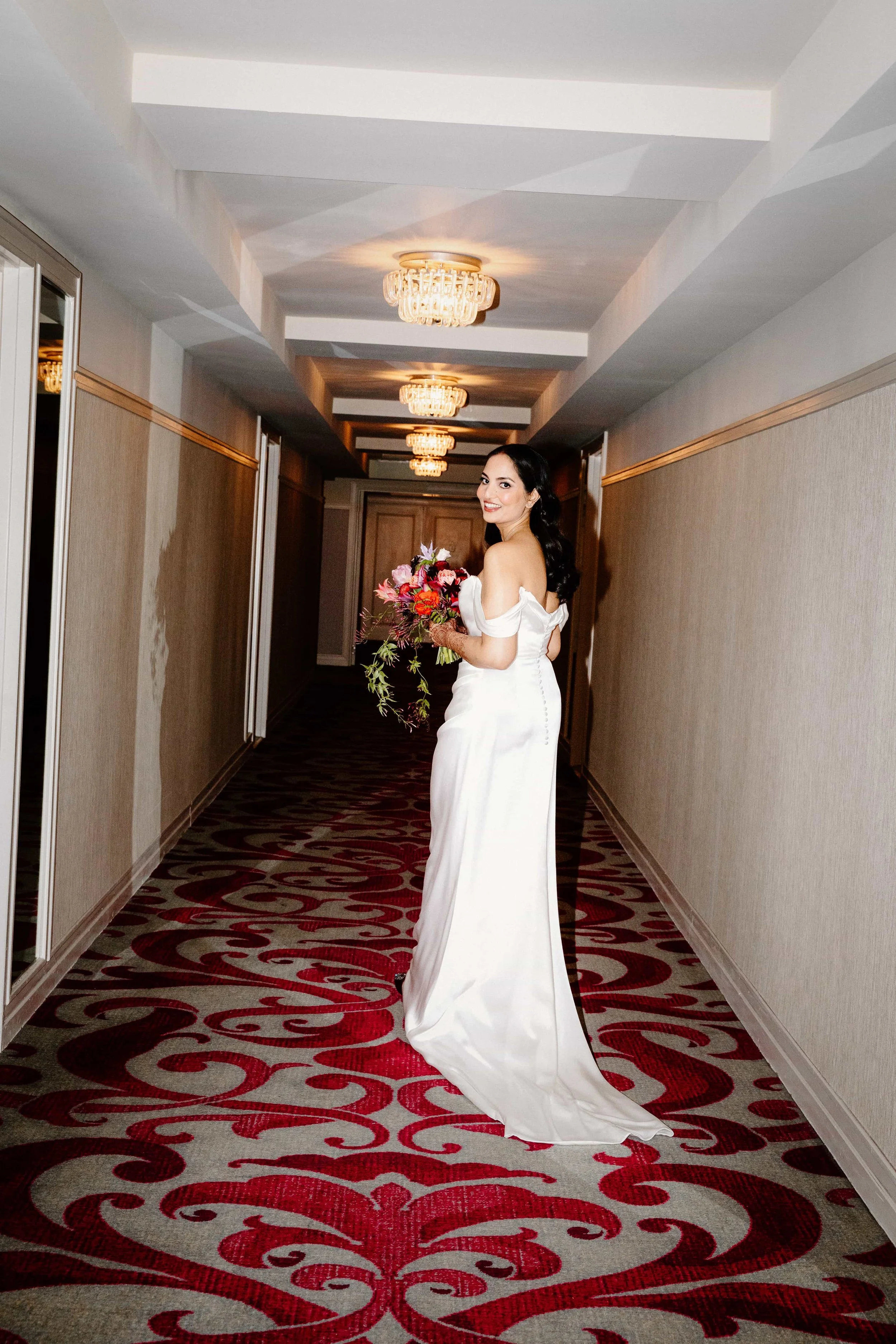 SpringMorrisPhoto_NINAxERICFOREVER_8.NinaGettingReady-36-0D2A8690.jpg