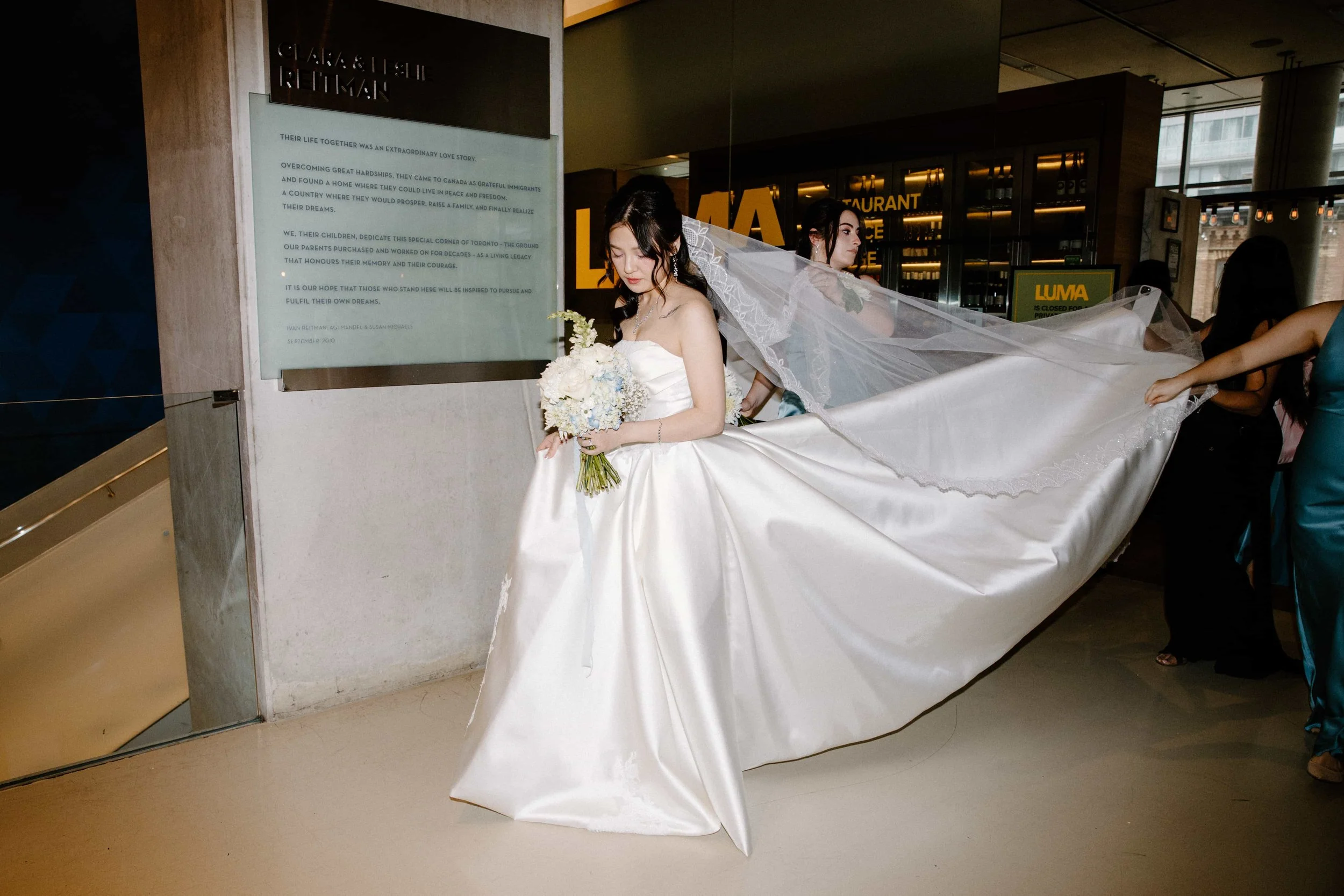 SpringMorrisPhoto_CINDYxCONNOR_1.CindyGettingReady-107-1067.jpg