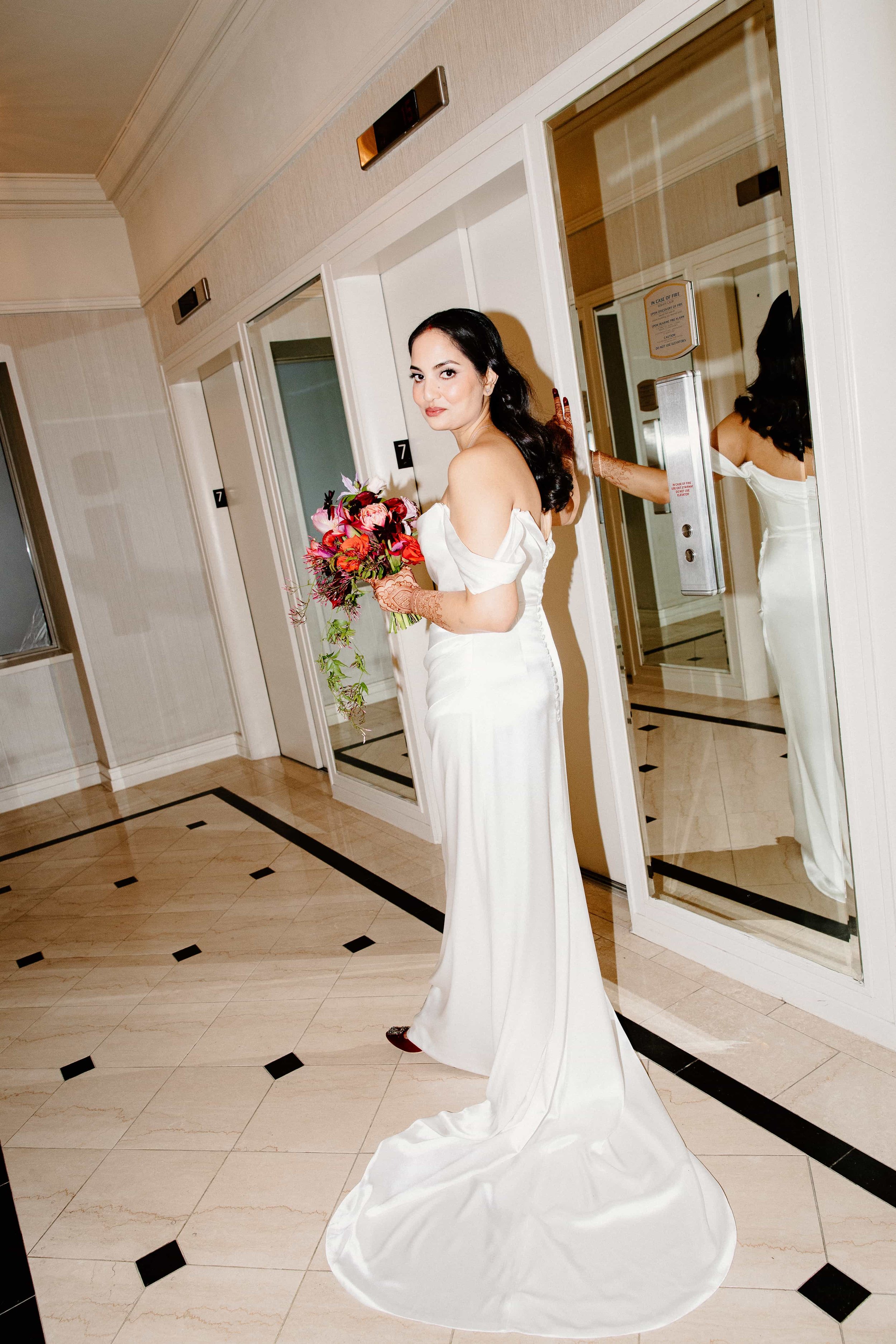 SpringMorrisPhoto_NINAxERICFOREVER_8.NinaGettingReady-56-0D2A8742.jpg