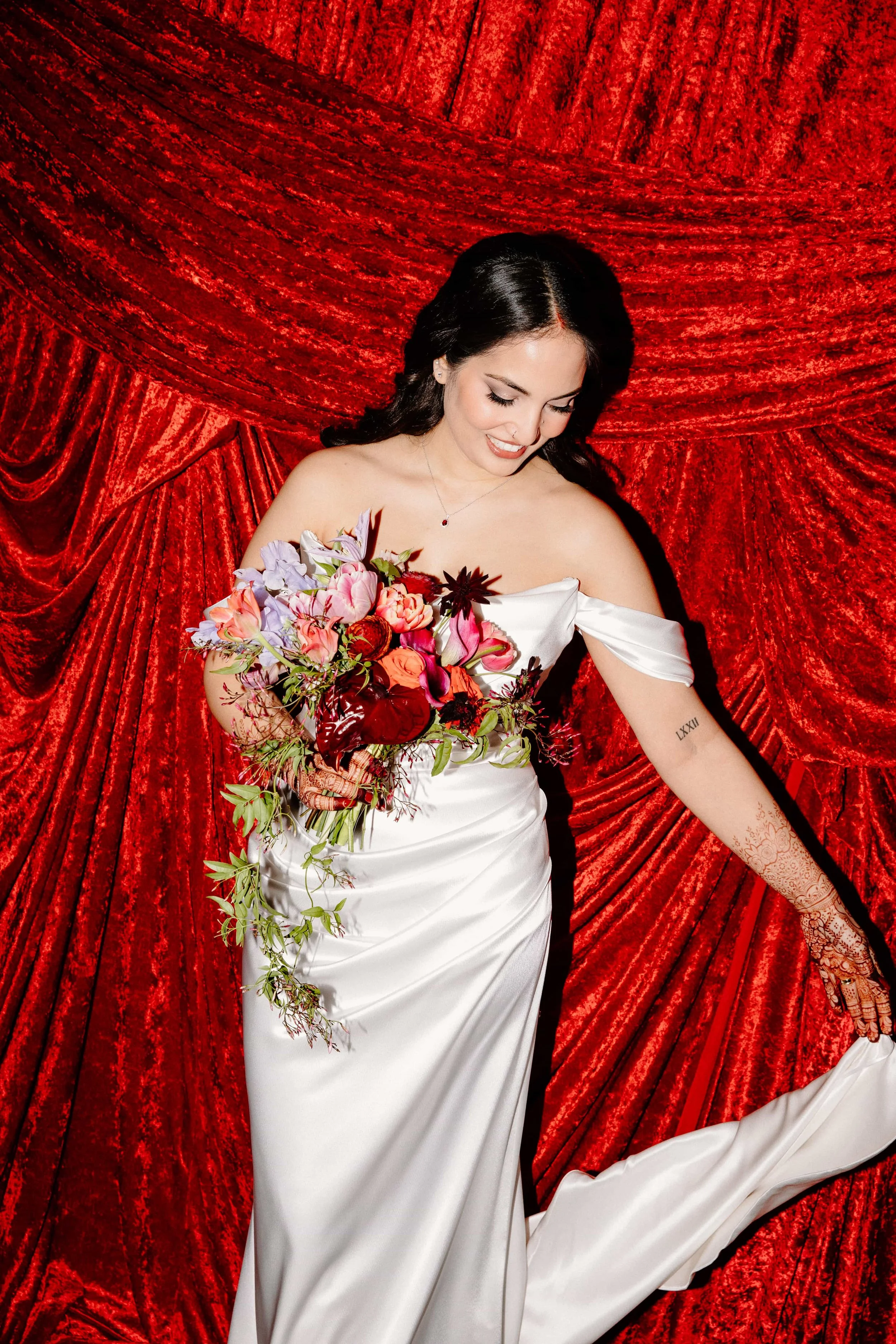 SpringMorrisPhoto_NINAxERICFOREVER_8.NinaGettingReady-71-0D2A8775.jpg