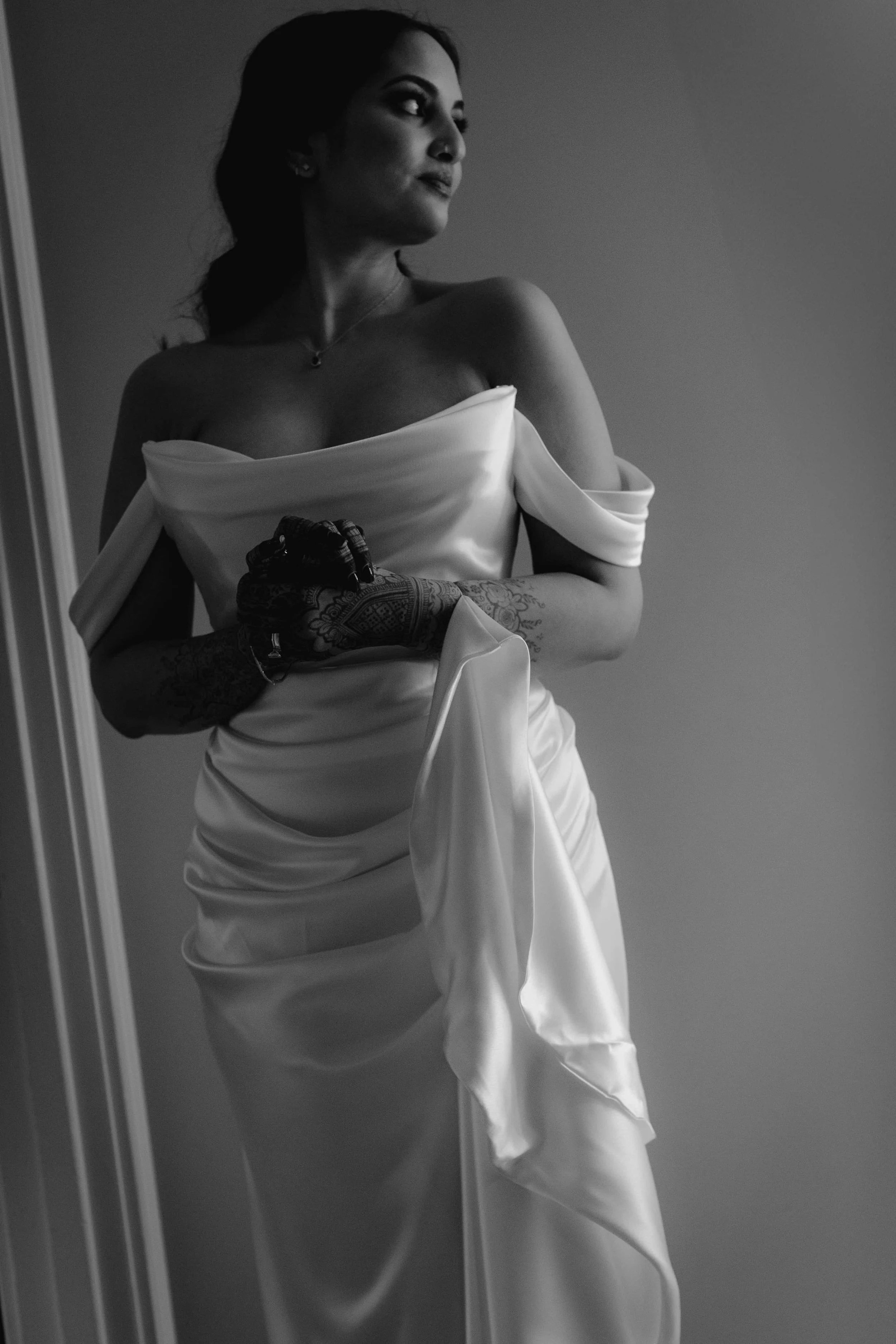 SpringMorrisPhoto_NINAxERICFOREVER_8.NinaGettingReady-20-4C5A3754.jpg