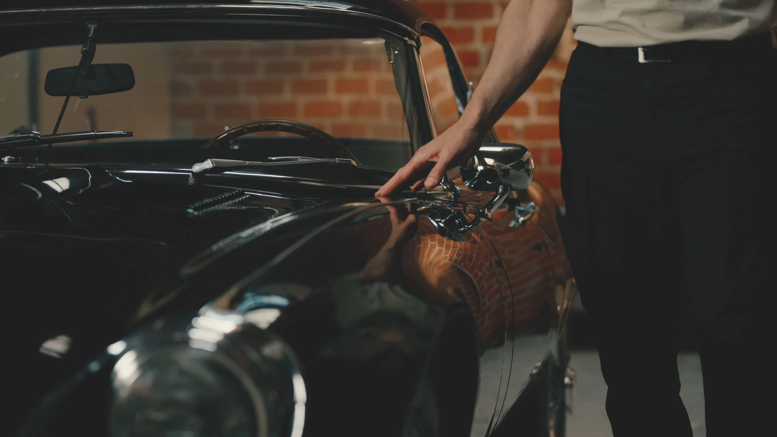 Sequence 01.00_01_36_14.Still054.jpg