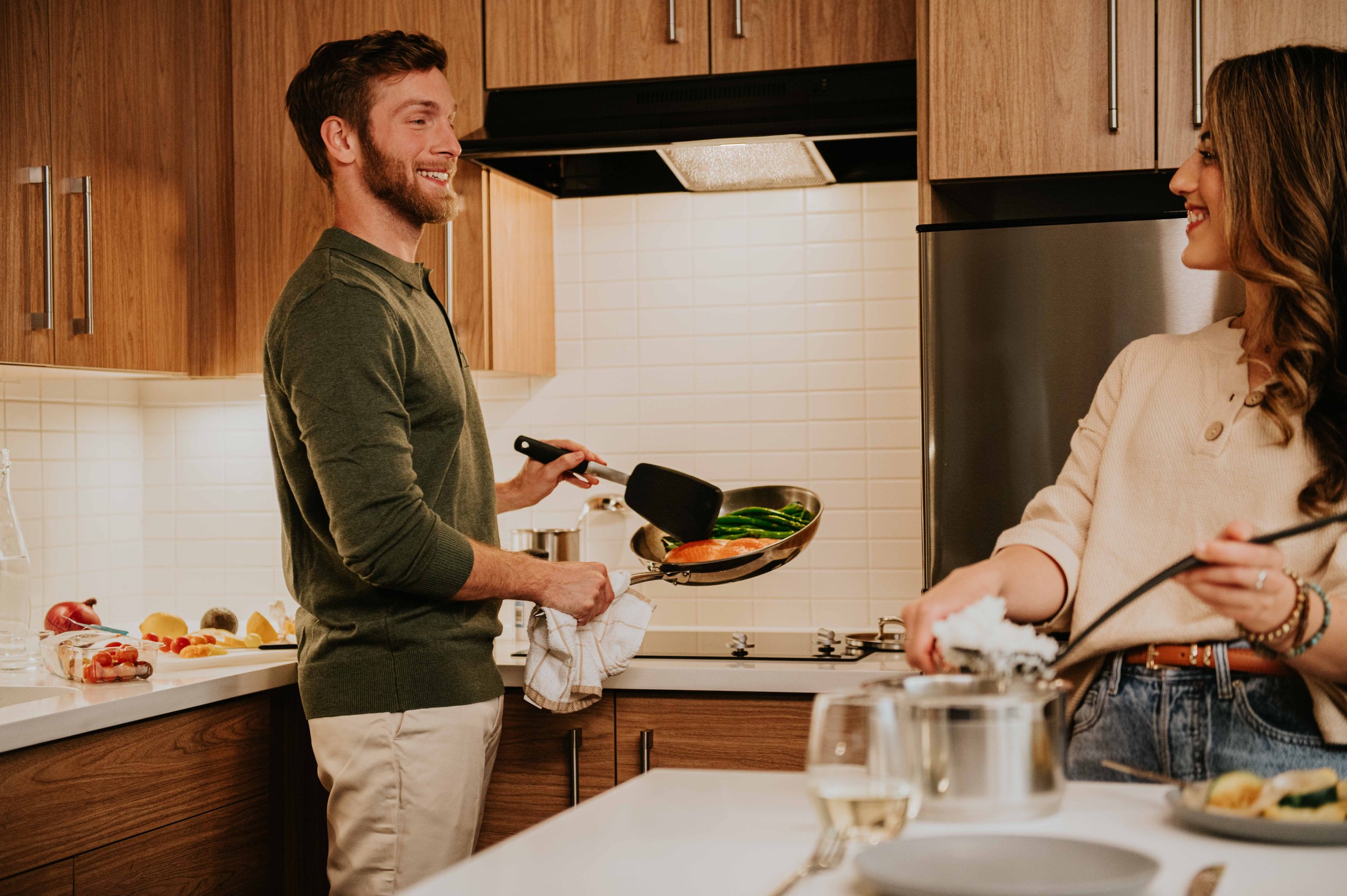 EL_Brand_Lifestyle_Couple_Cooking.jpg