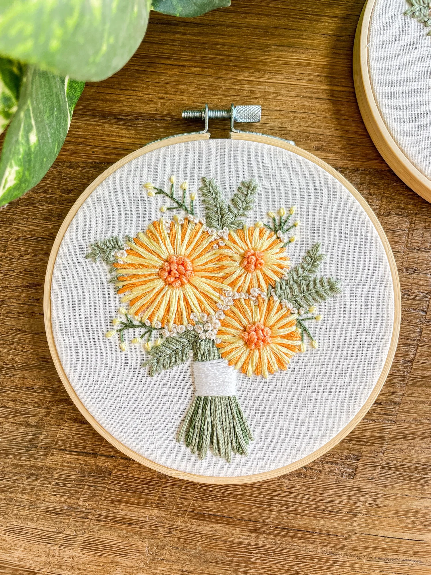 Embroidery Kit for Beginners with Orange Flowers - Yellow Floral