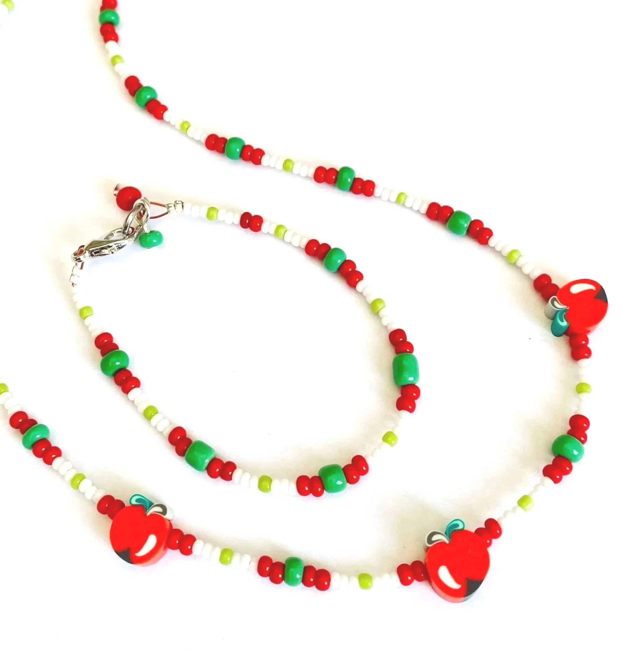 red%252Bapple%252Bset%252B3.jpg
