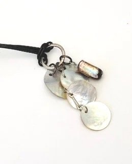 shell+dangle+clse+up.jpg