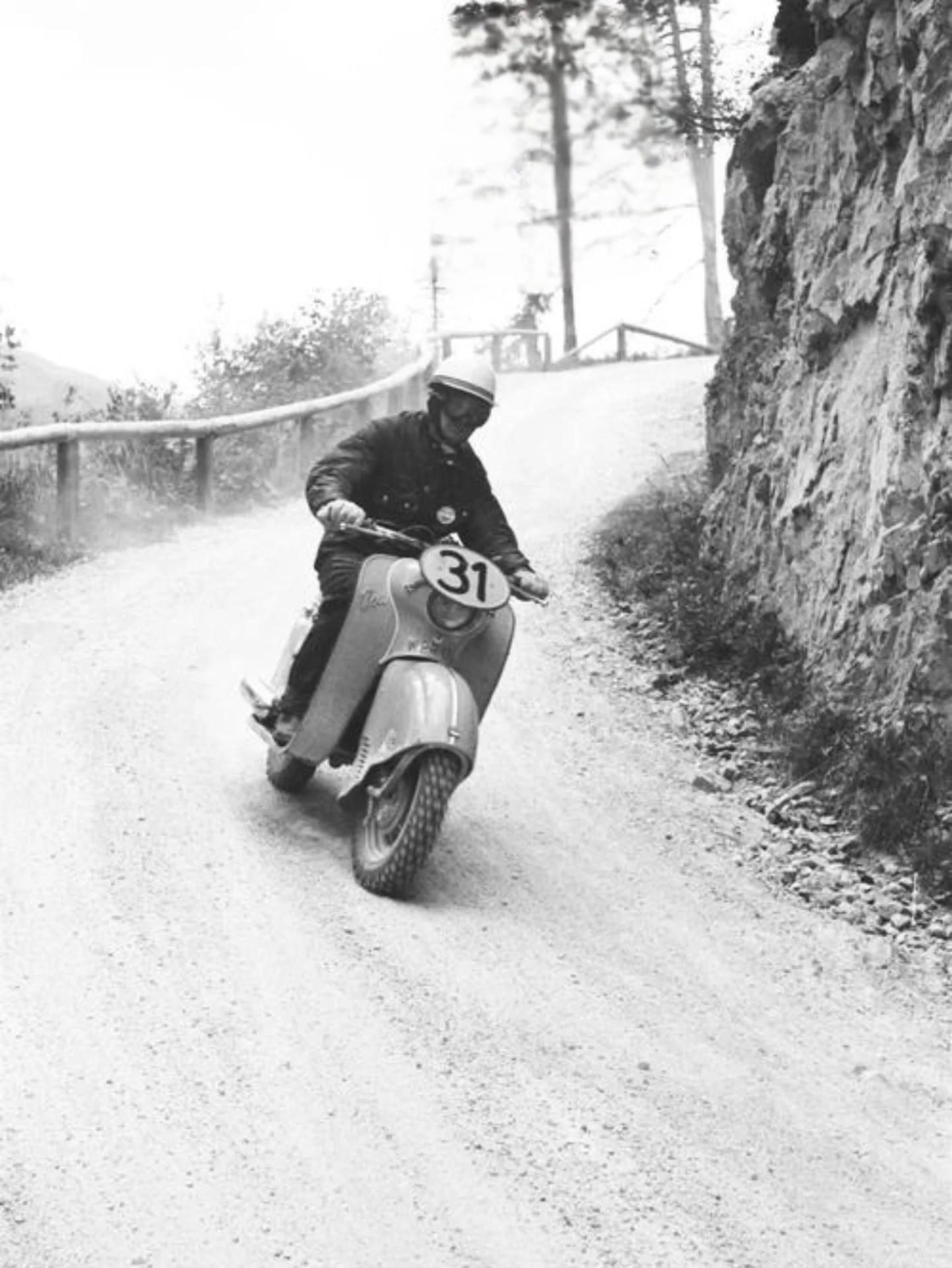 .
.
&bull; The OSA was a Polish scooter manufactured by WFM (Warsaw Motorcycle Factory), between 1959 and 1965. 
Osa in Polish means Wasp (as Vespa in Italian). It was a well engineered machine, and performed well in sporting events, particularly off