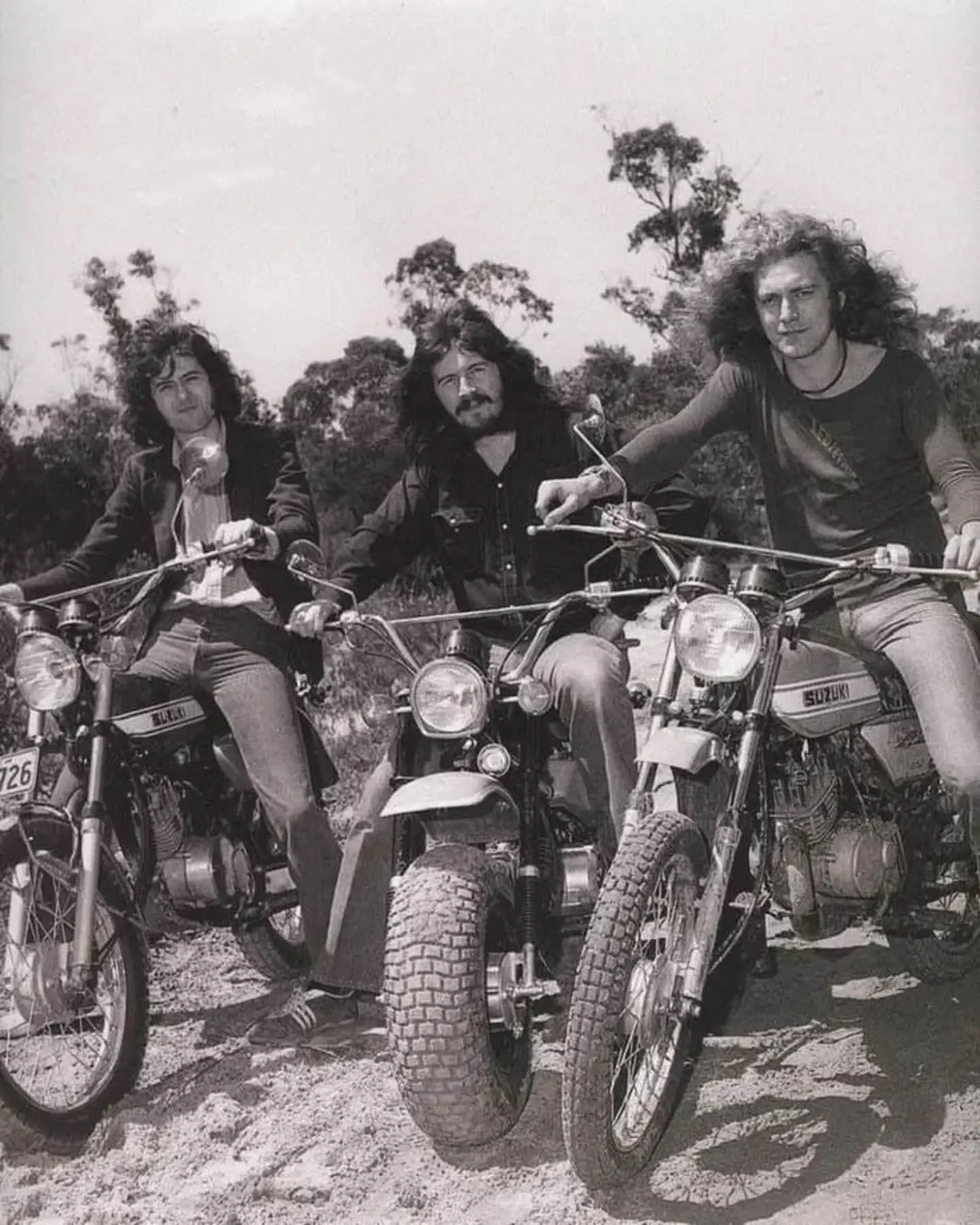 .
&bull; One of the best rock &amp; roll band ever existed. &bull;
.
#retroclassicsfeel #retro #classic #motorcycle @retro_classic_feel