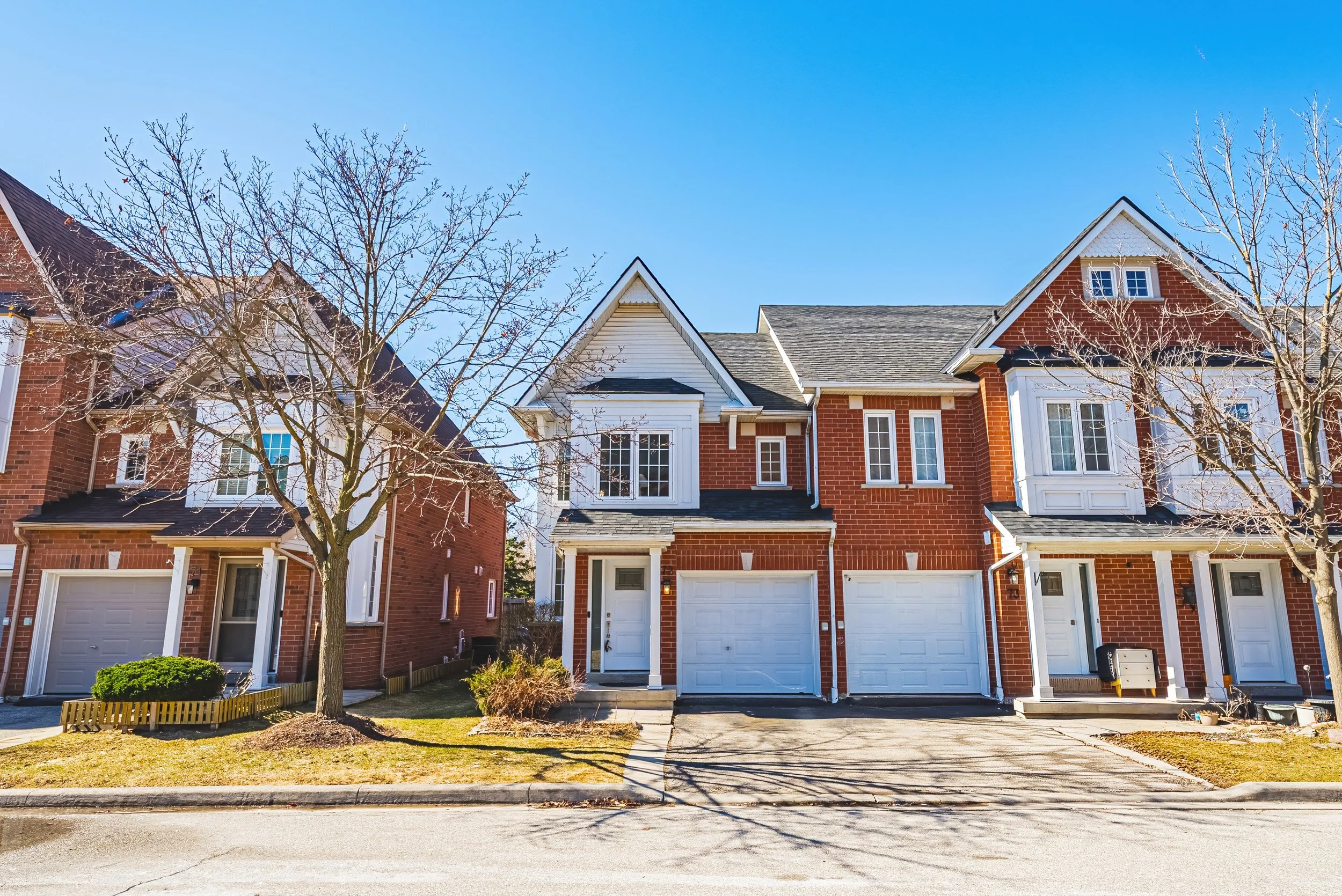 1 - 1588 South Parade Ct #72, Mississauga.jpg