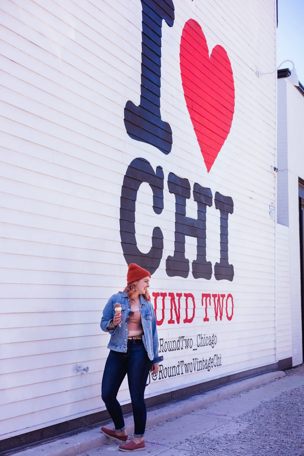 Dynamic storytelling through the lens in commercial projects.