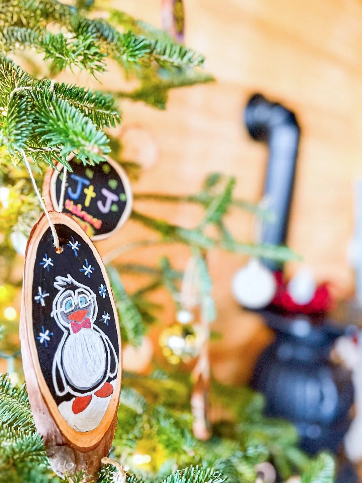 We need your help TODAY to help decorate our shop tree! Stop in after 10AM and decorate a wooden slab ornament and display your ornament in the shop al month long. 
We&rsquo;ll have sugar cookies and coloring pages there, too! 

Some ornament ideas: 