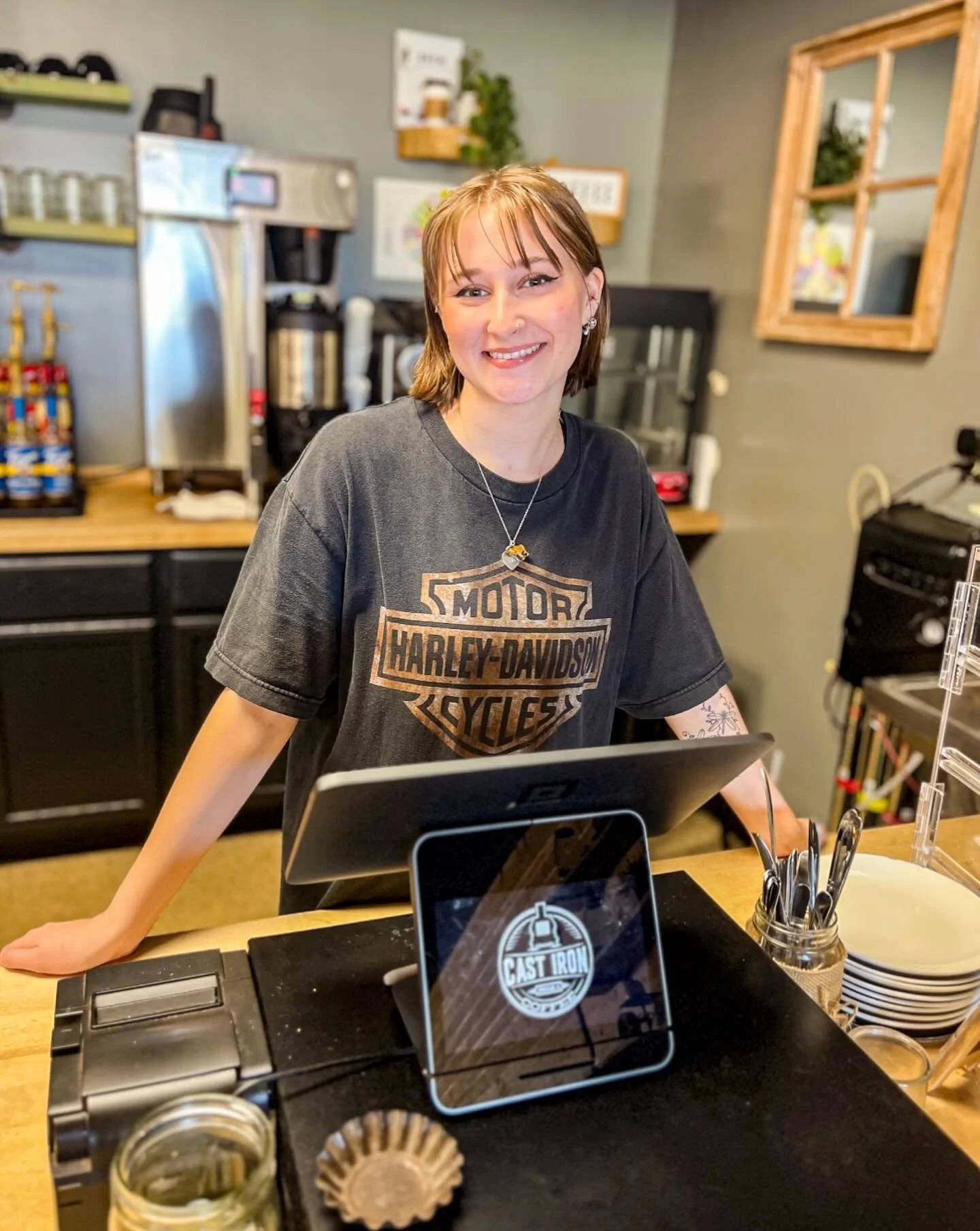 Always greeting you with a smile! 😊 Have questions about our menu? 🤔 Our baristas are here to help you! We also have a &ldquo;half sweet&rdquo; option if you don&rsquo;t want the full flavoring of certain lattes. See you soon!