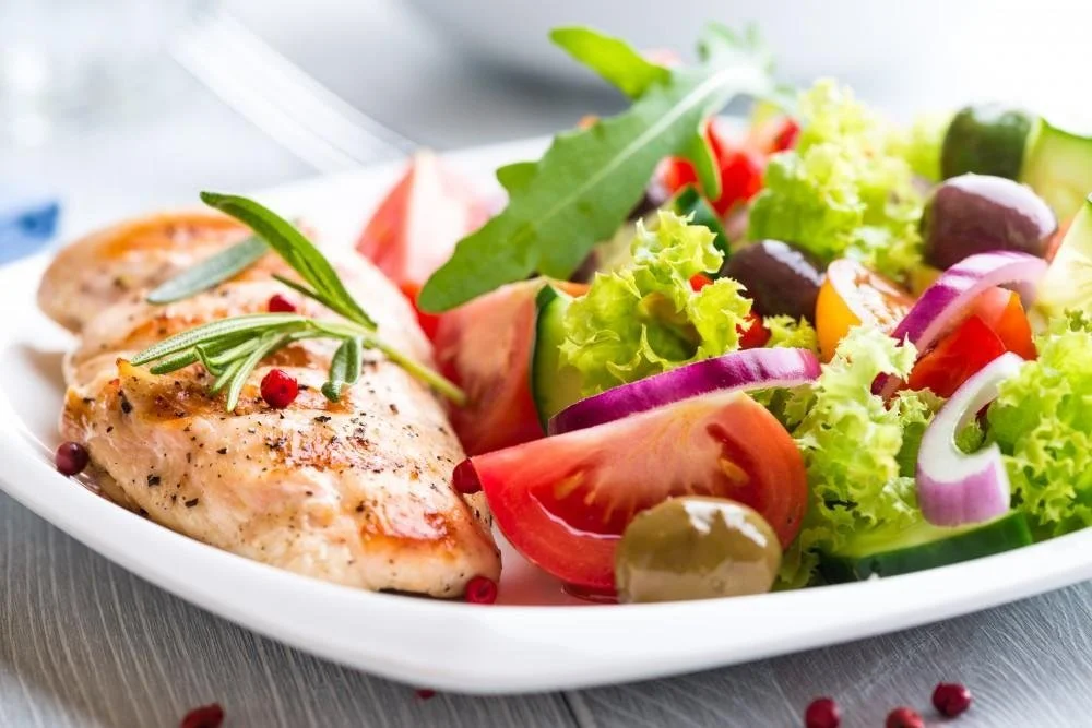 5 Smart Hacks for Healthy Eating Without Feeling Deprived