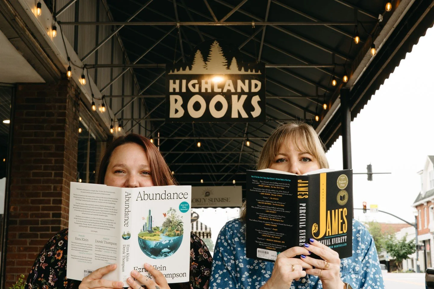 @highland_books is well-known for the community it cultivates. Its expanded book clubs bring readers together to explore Fantasy, Historical Fiction, Literary Fiction, and more. A full calendar of author talks, quiet reading nights, book drives, and 